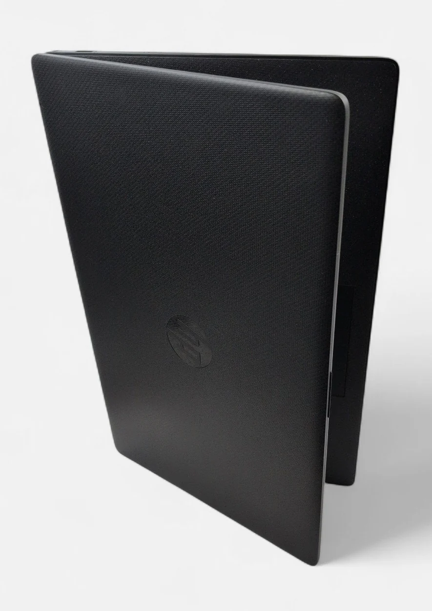HP Laptop 17-cn010na - Image 3
