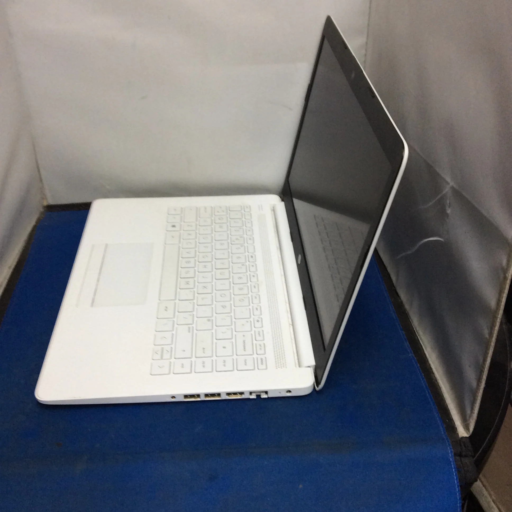 HP Laptop - Image 2