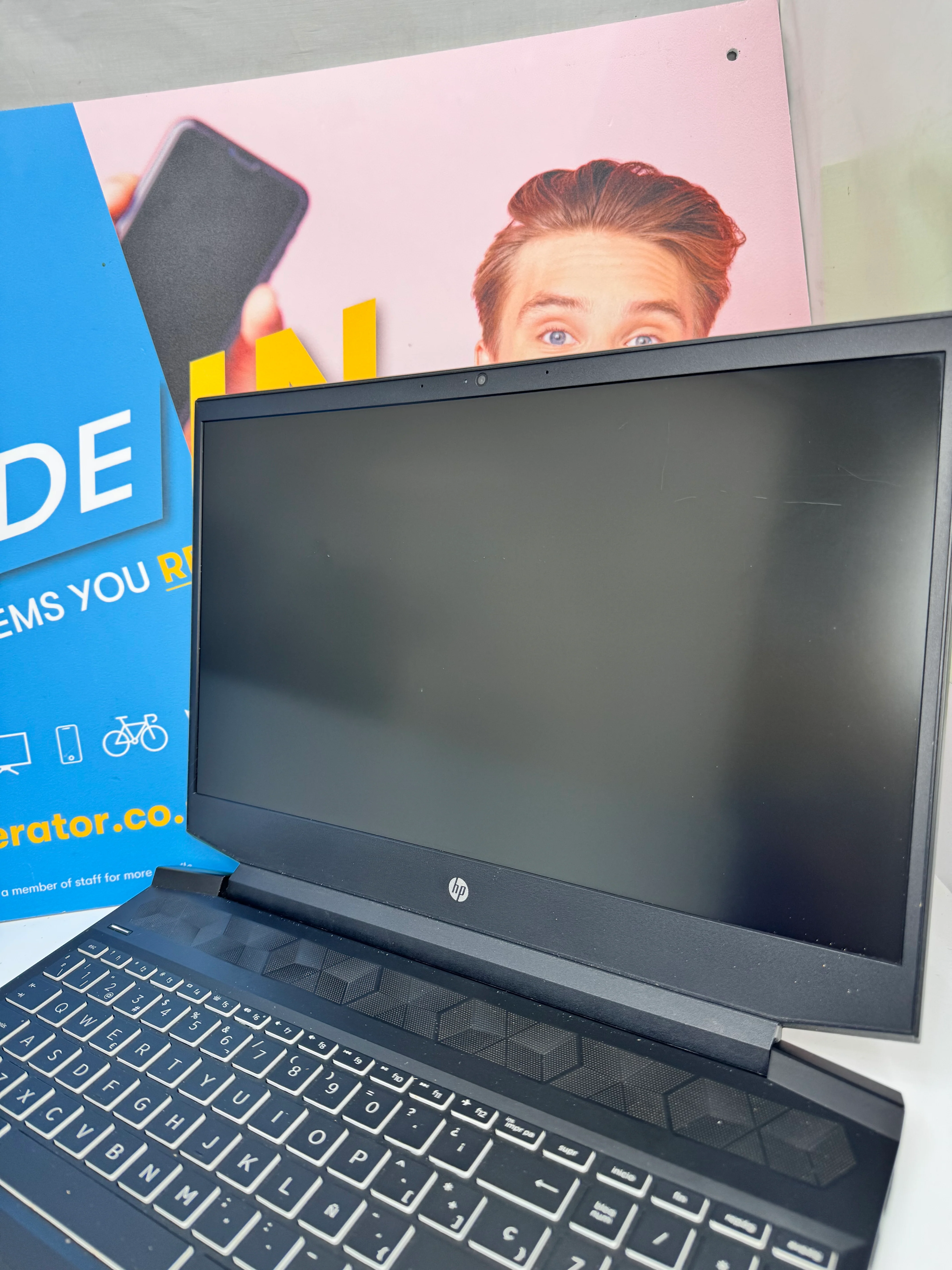 HP Pavillion Gaming Laptop 15-ec2011ns - AMD Ryzen 5 5600H - GeForce GTX 1650 - Image 3