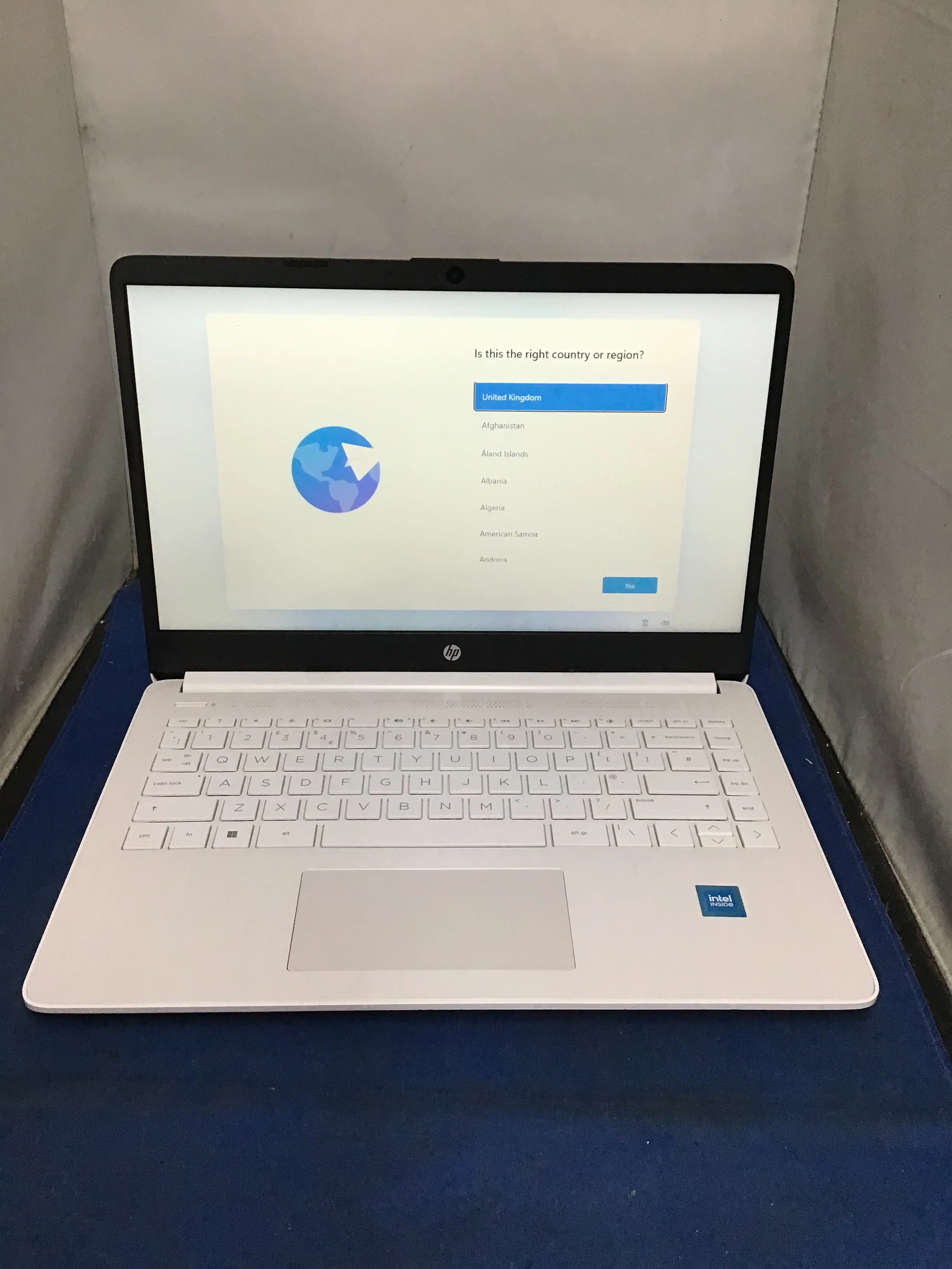 HP White Laptop - 120GB SSD Storage - Image 4