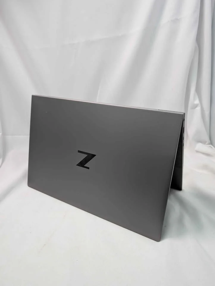 HP ZBook Firefly 14 G8 Netbook - Intel i7-1165G7 - 16GB Ram - 512GB SSD - 14" Screen - Windows 11 - Image 3