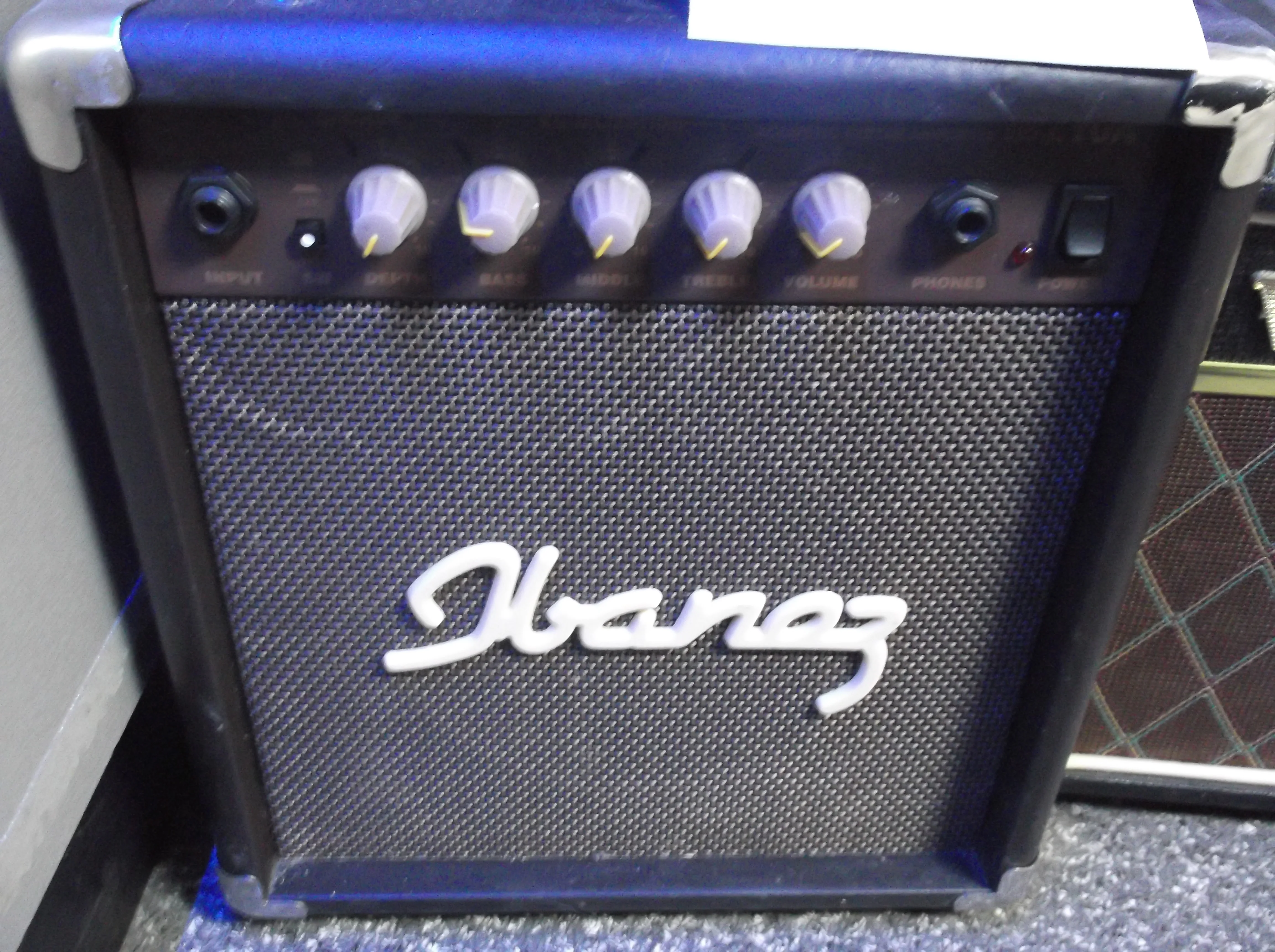 Ibanez 10W Amp - Image 2