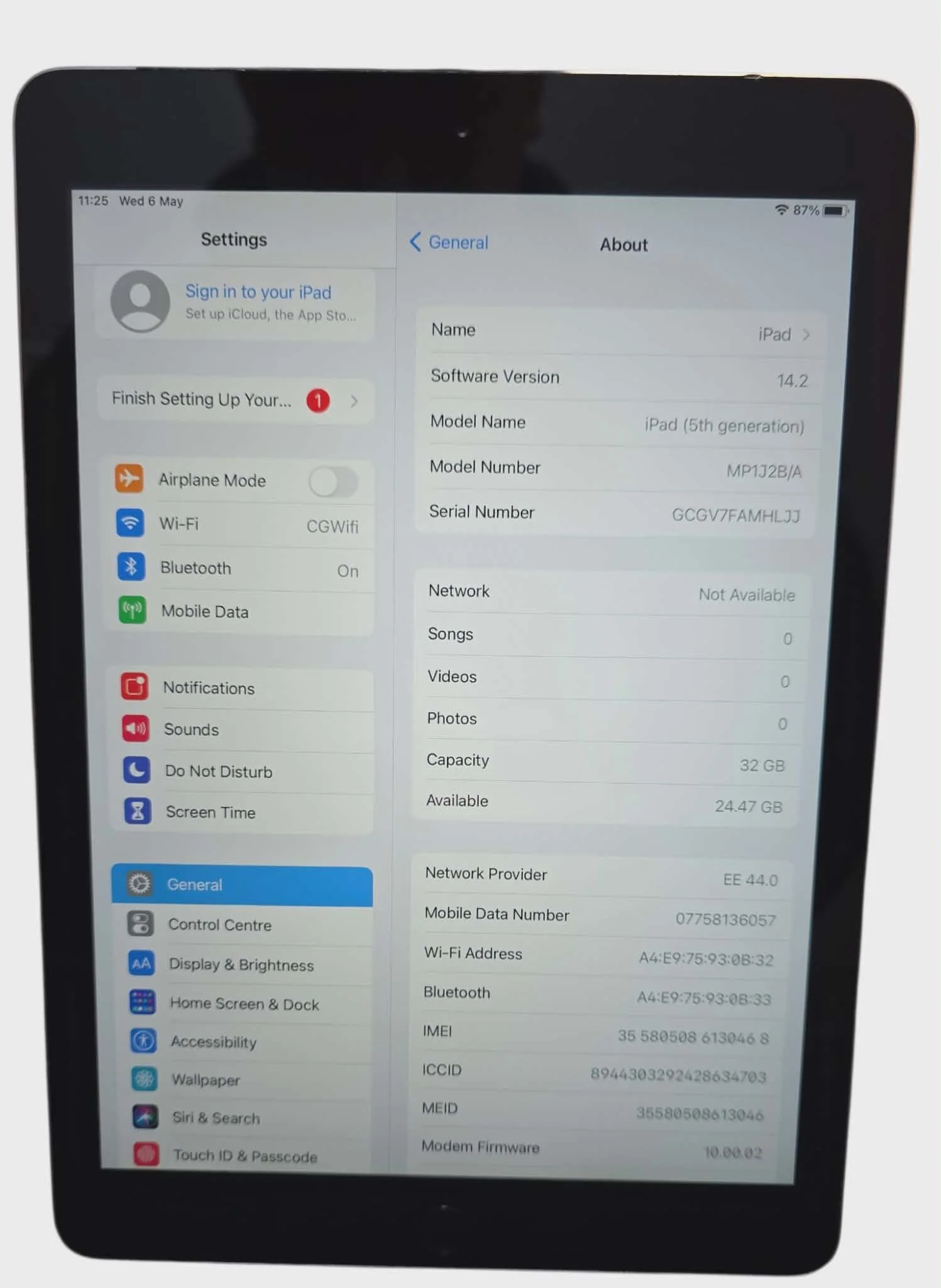 iPad 9.7" (2018) 6th gen 32 GB - Wi-Fi - Space Gray - Image 2