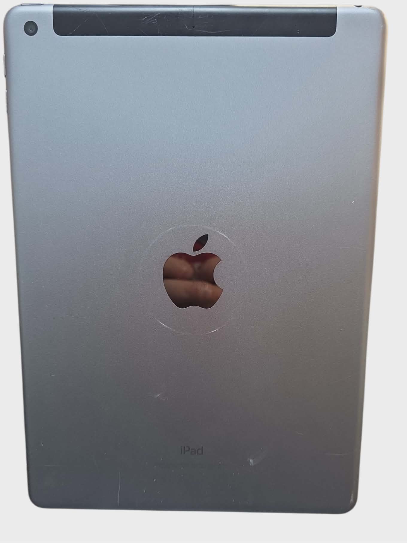 iPad 9.7" (2018) 6th gen 32 GB - Wi-Fi - Space Gray - Image 4