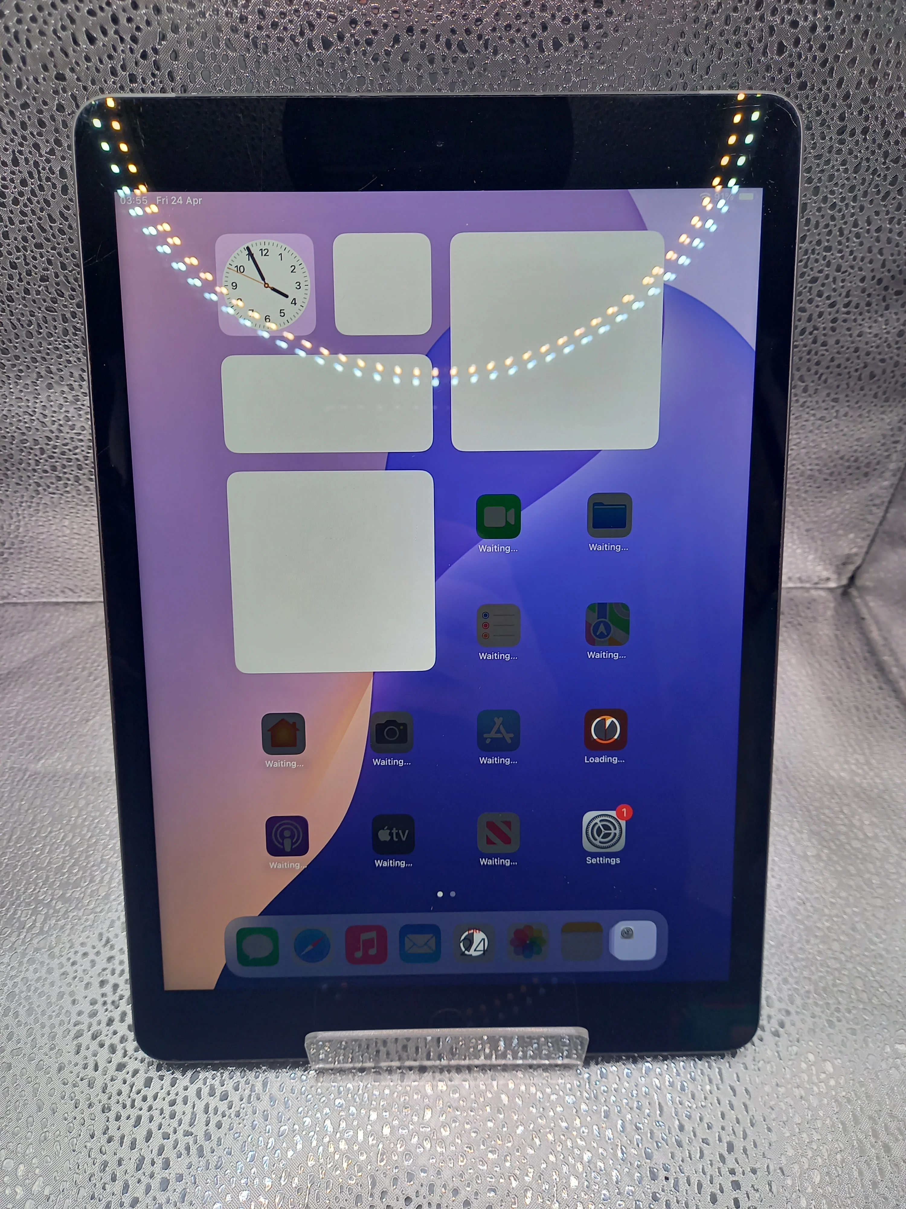 iPad 9th Generation (A2604) - Image 2