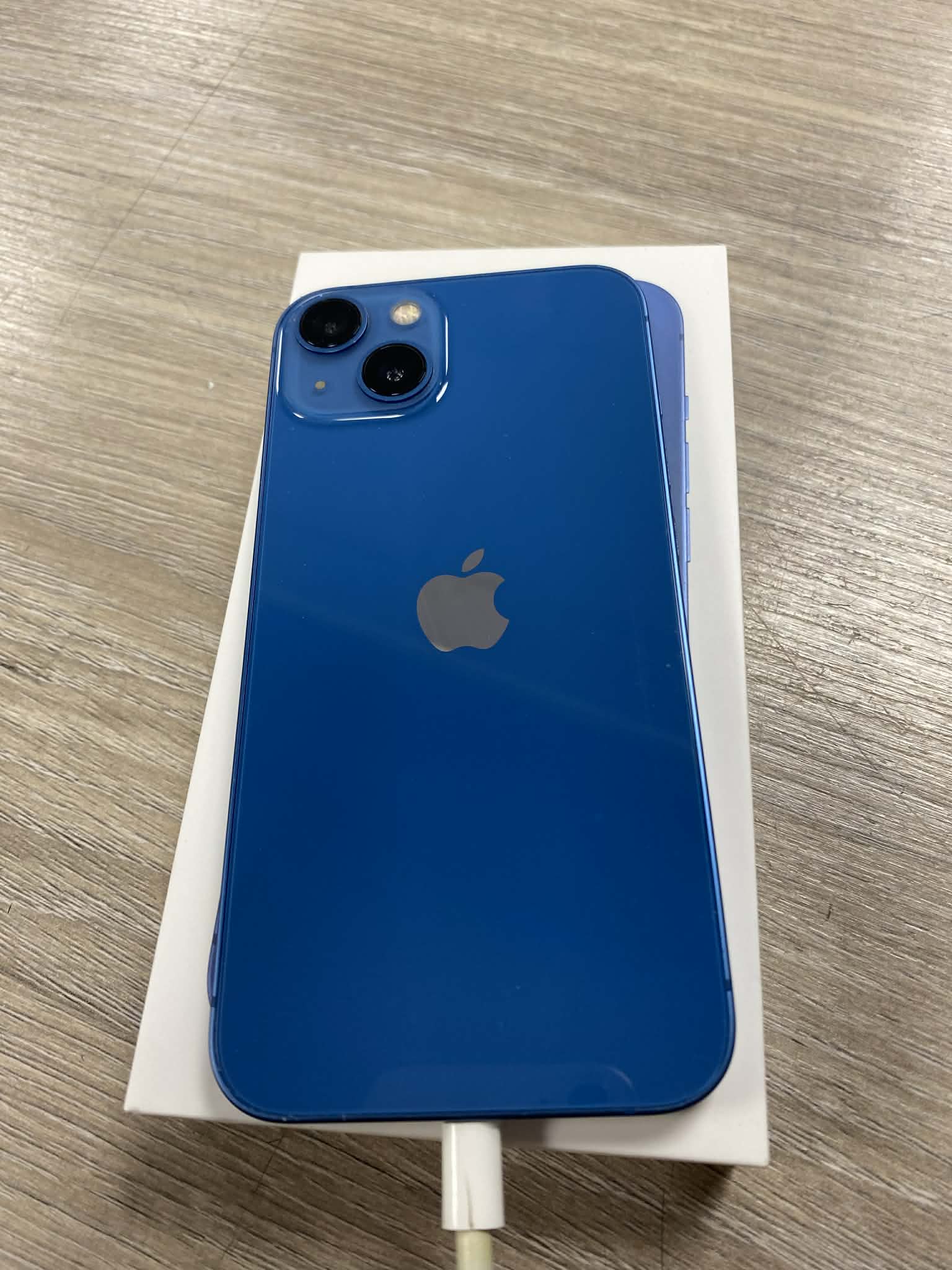 Iphone 13 256GB - Image 4