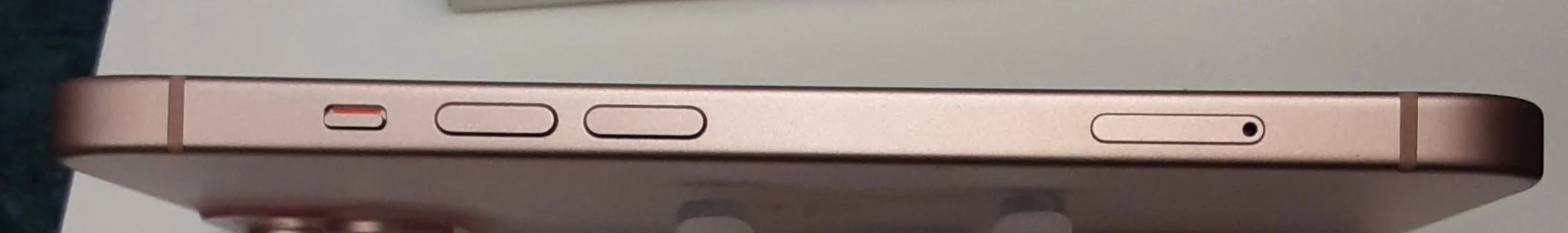 Iphone 15 - Image 4