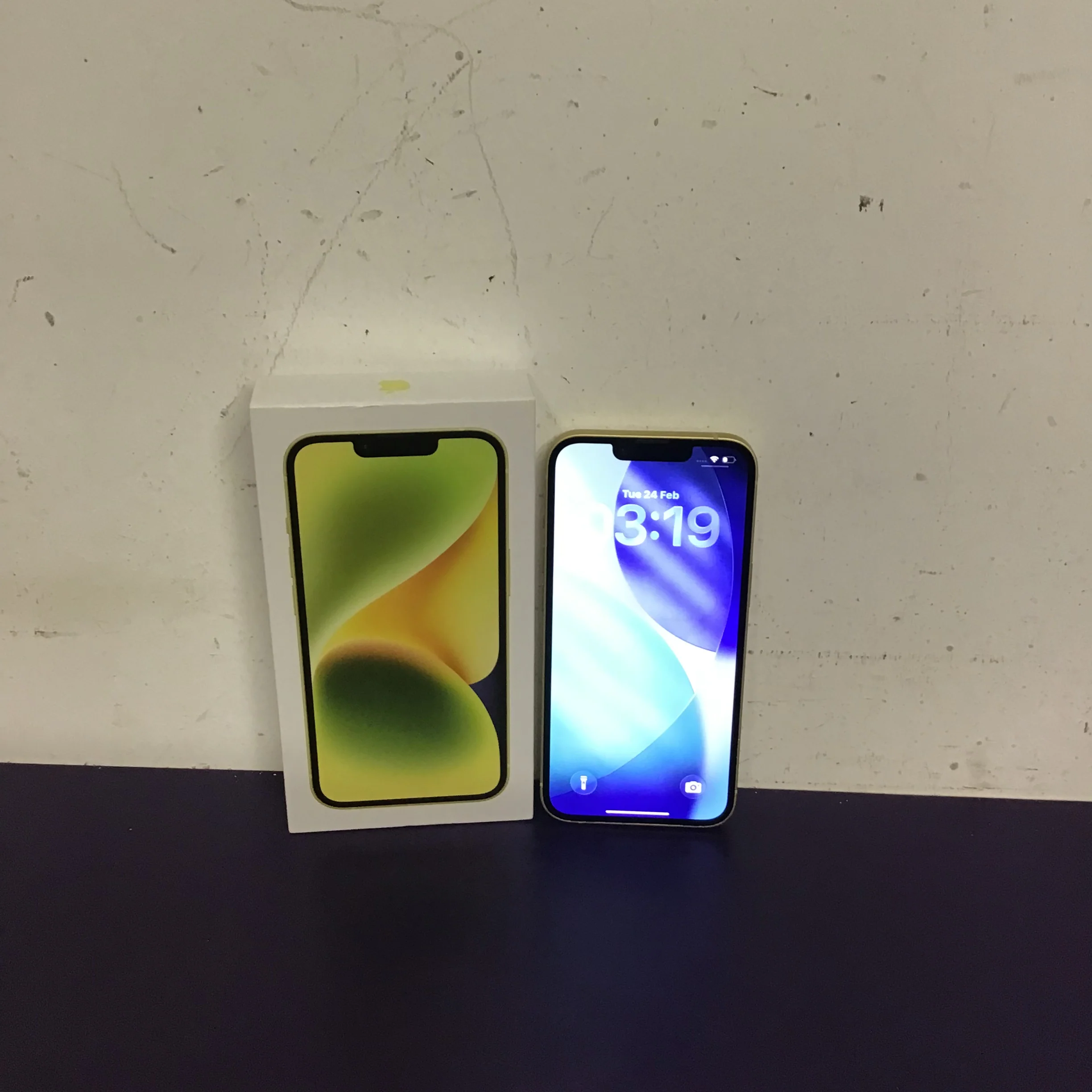 iPhone 14