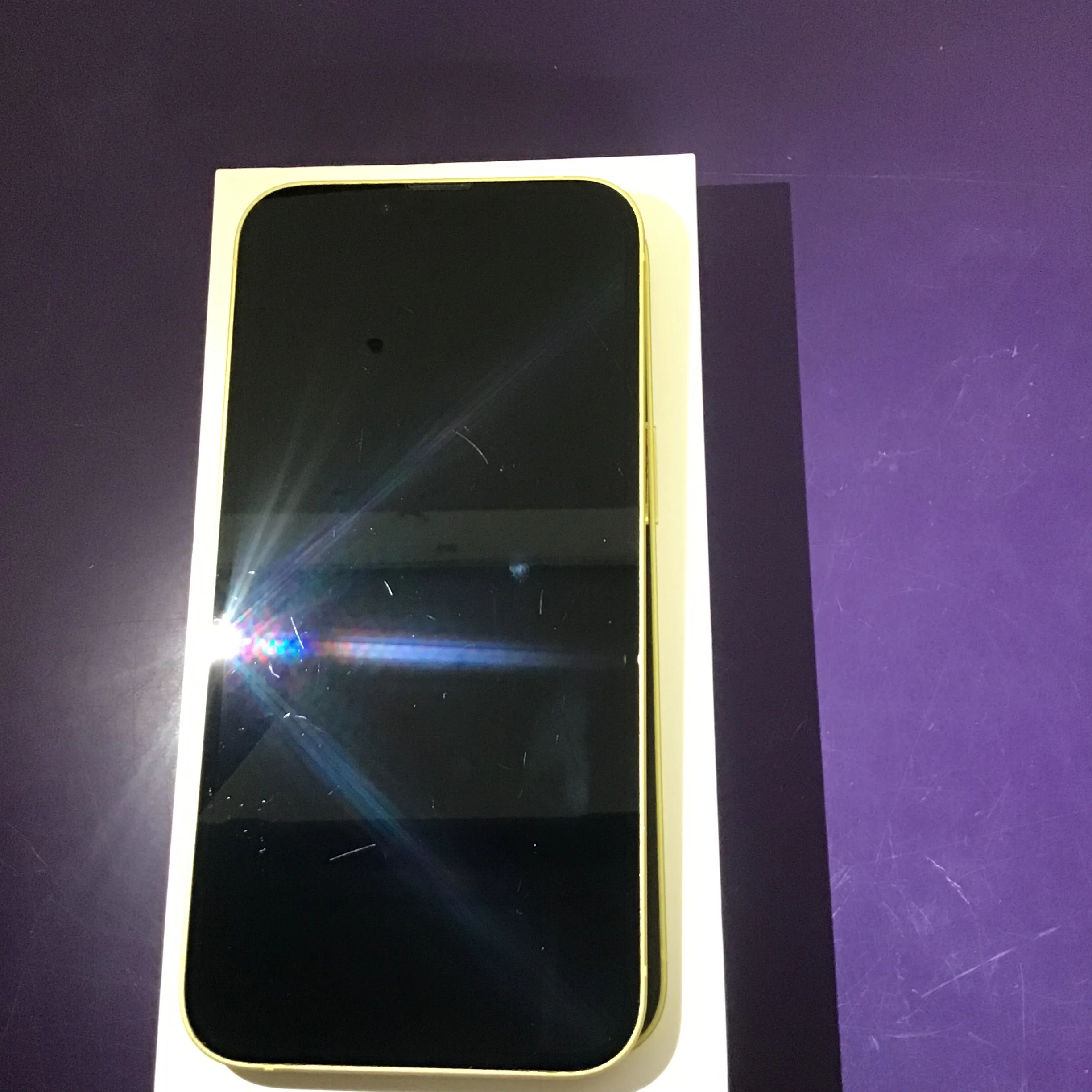 iPhone 14 - Image 3