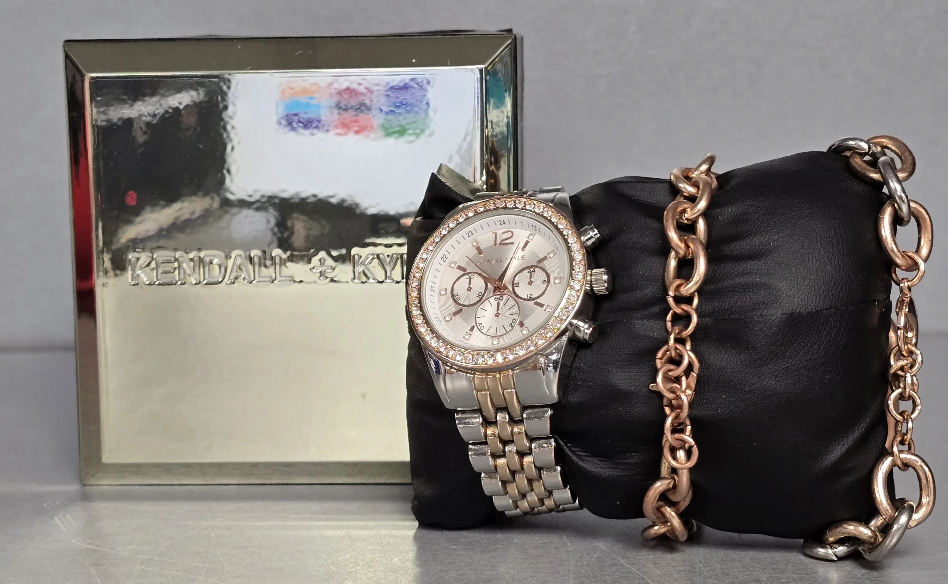 Kendall & Kyle Watch ***Boxed***