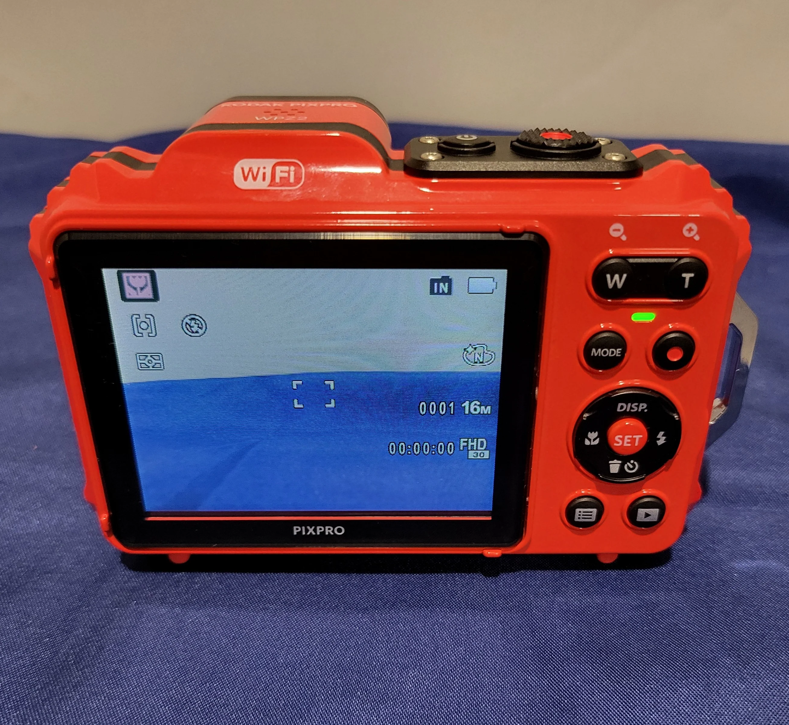 Kodak PIXPRO WPZ2 Rugged Waterproof Digital Camera - Red - Image 4