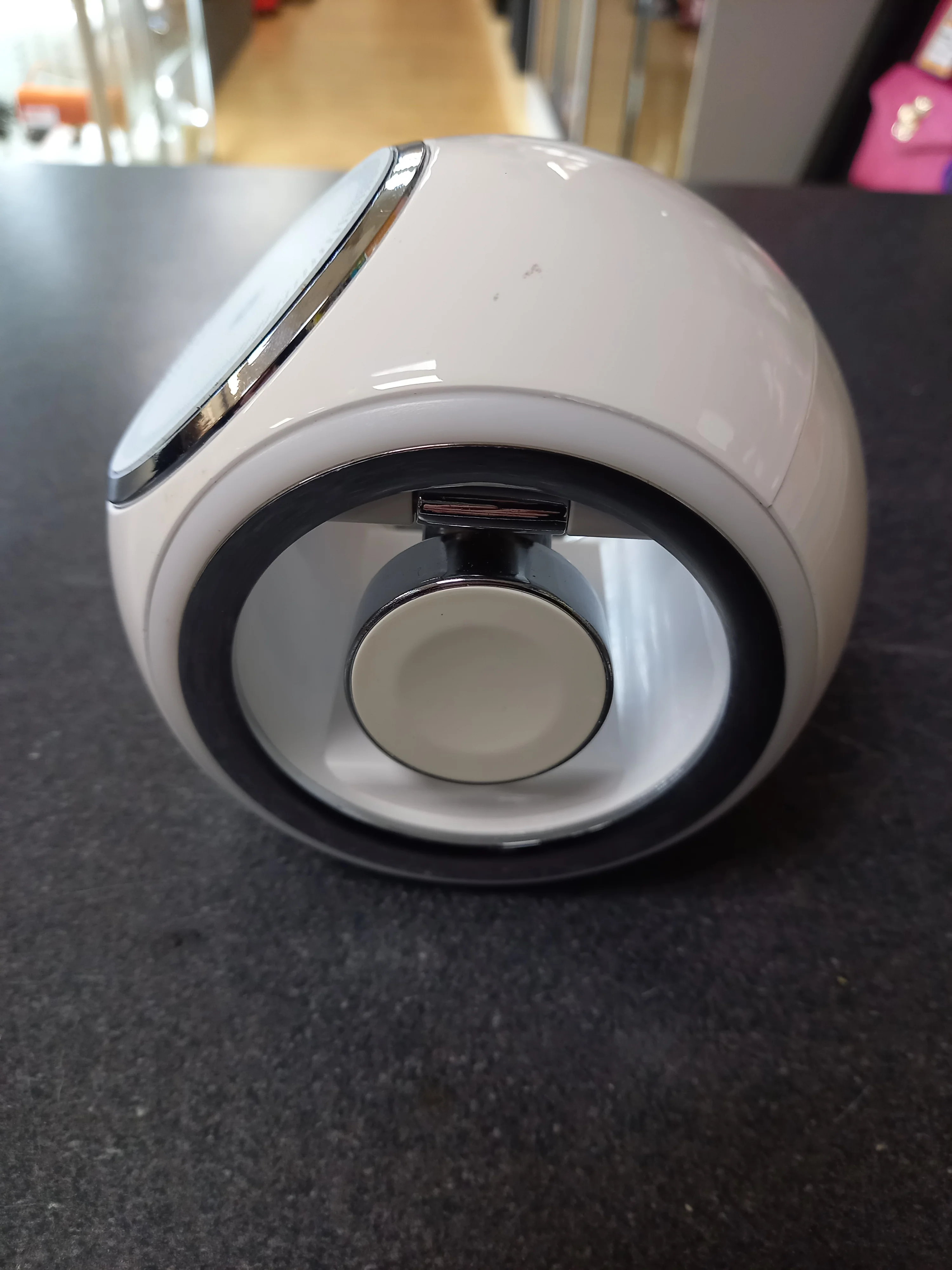 Kuulaa 3 In 1 Wireless Charging Station - Image 3