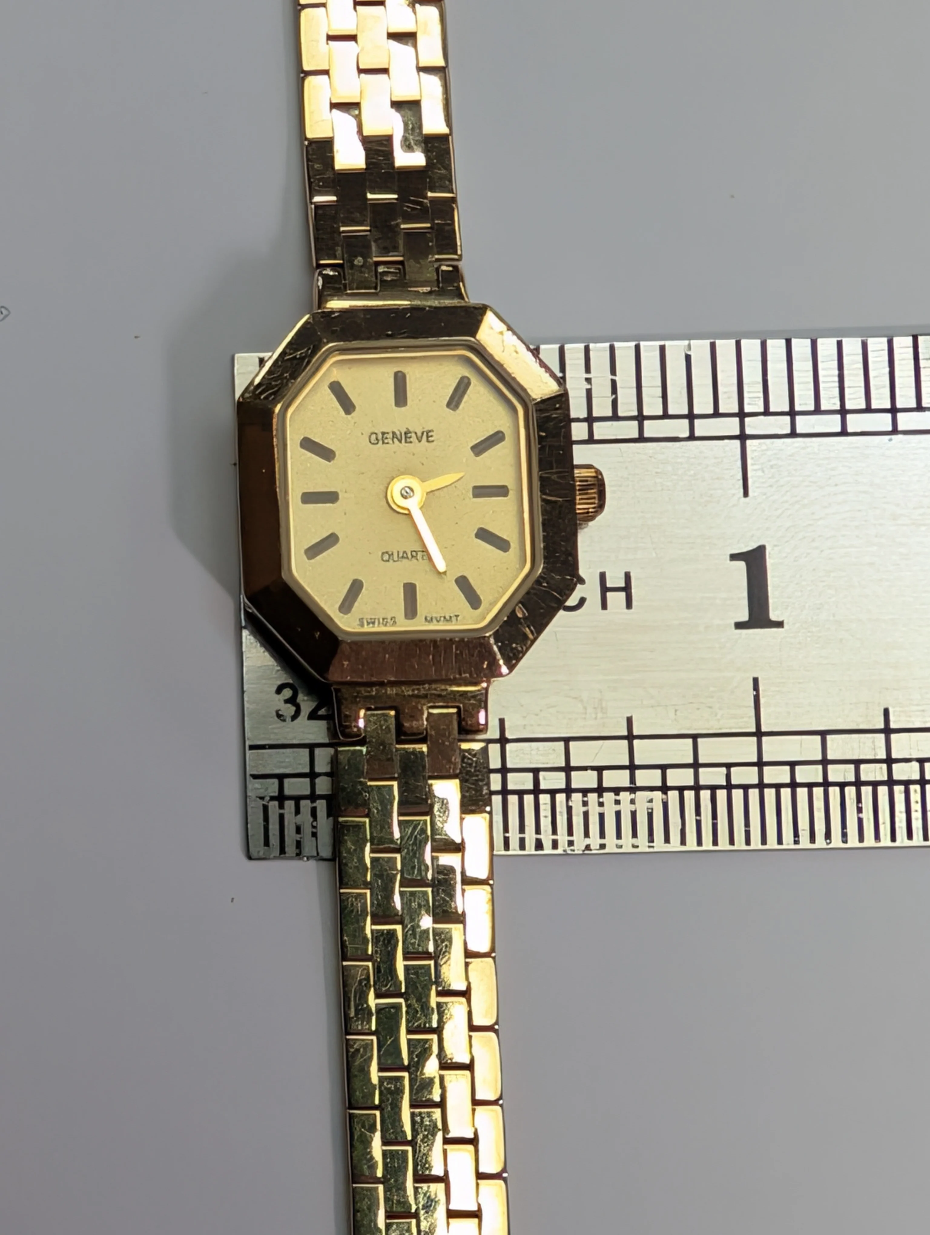Ladies 14ct Gold Geneve Quartz Watch - Image 3