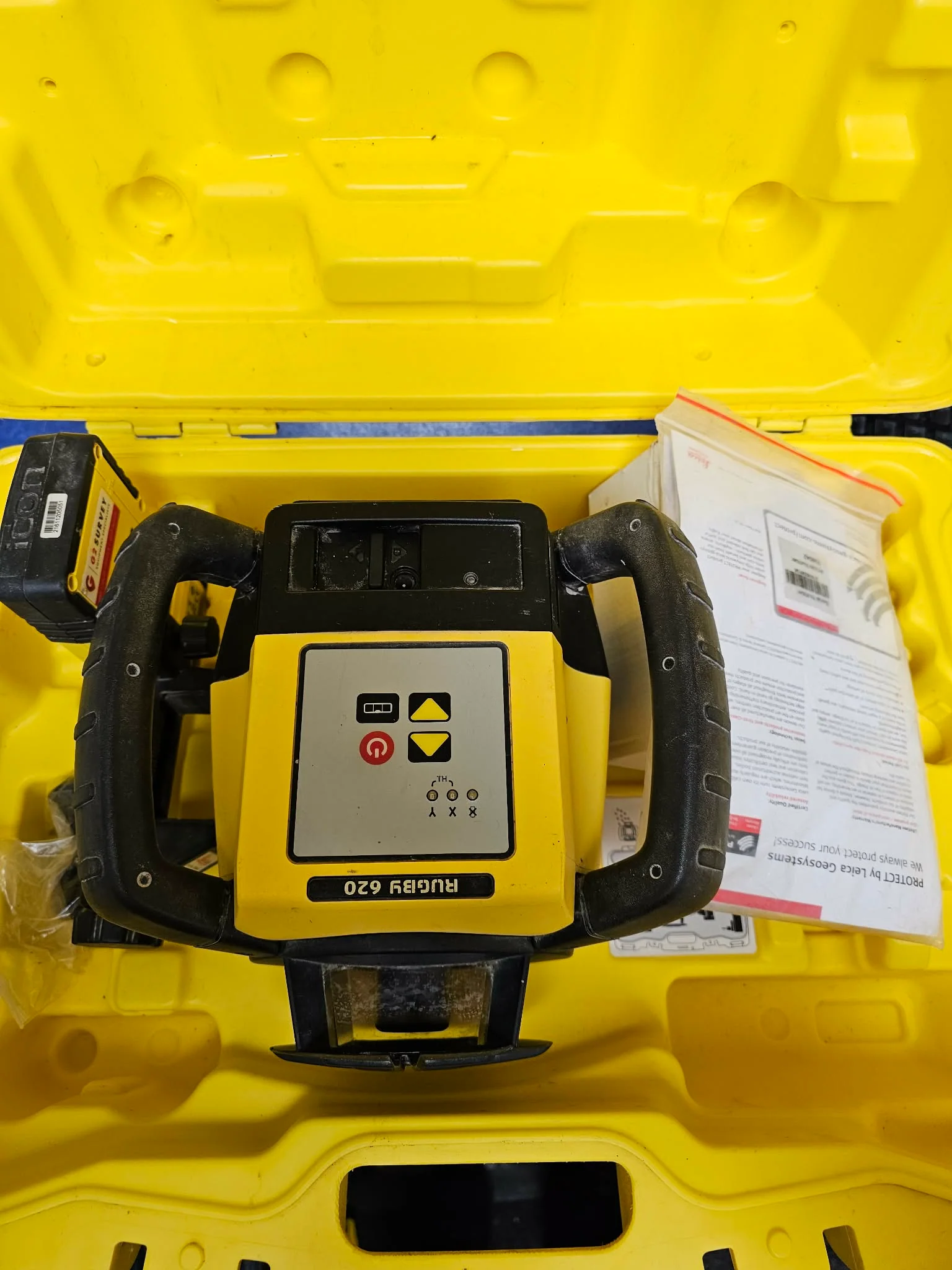 Leica Leica Rugby 620 Red Self-Levelling Rotary Laser With Receiver - Image 2