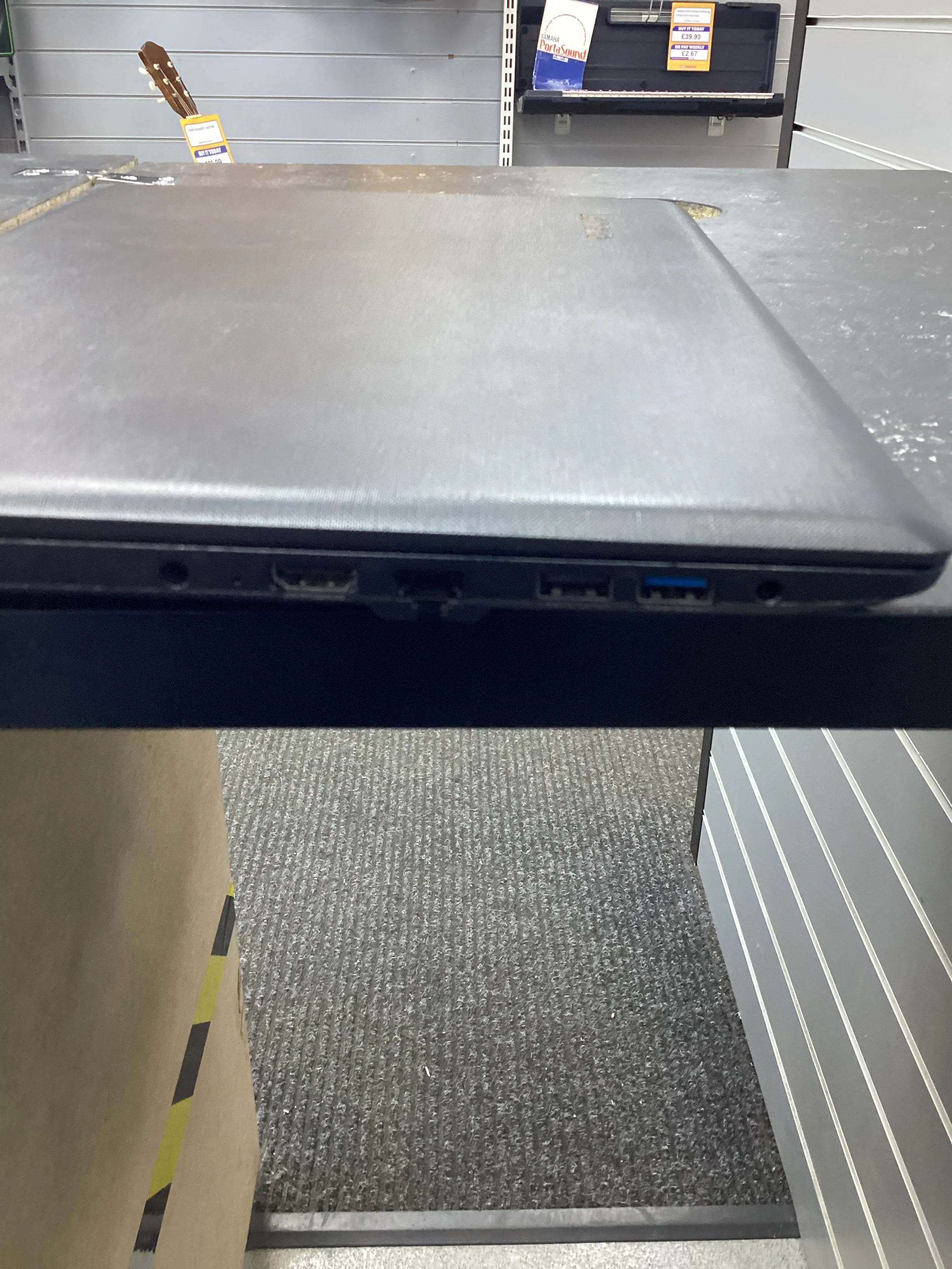 Lenovo Ideapad 110 15.6" Notebook - Black - Image 4
