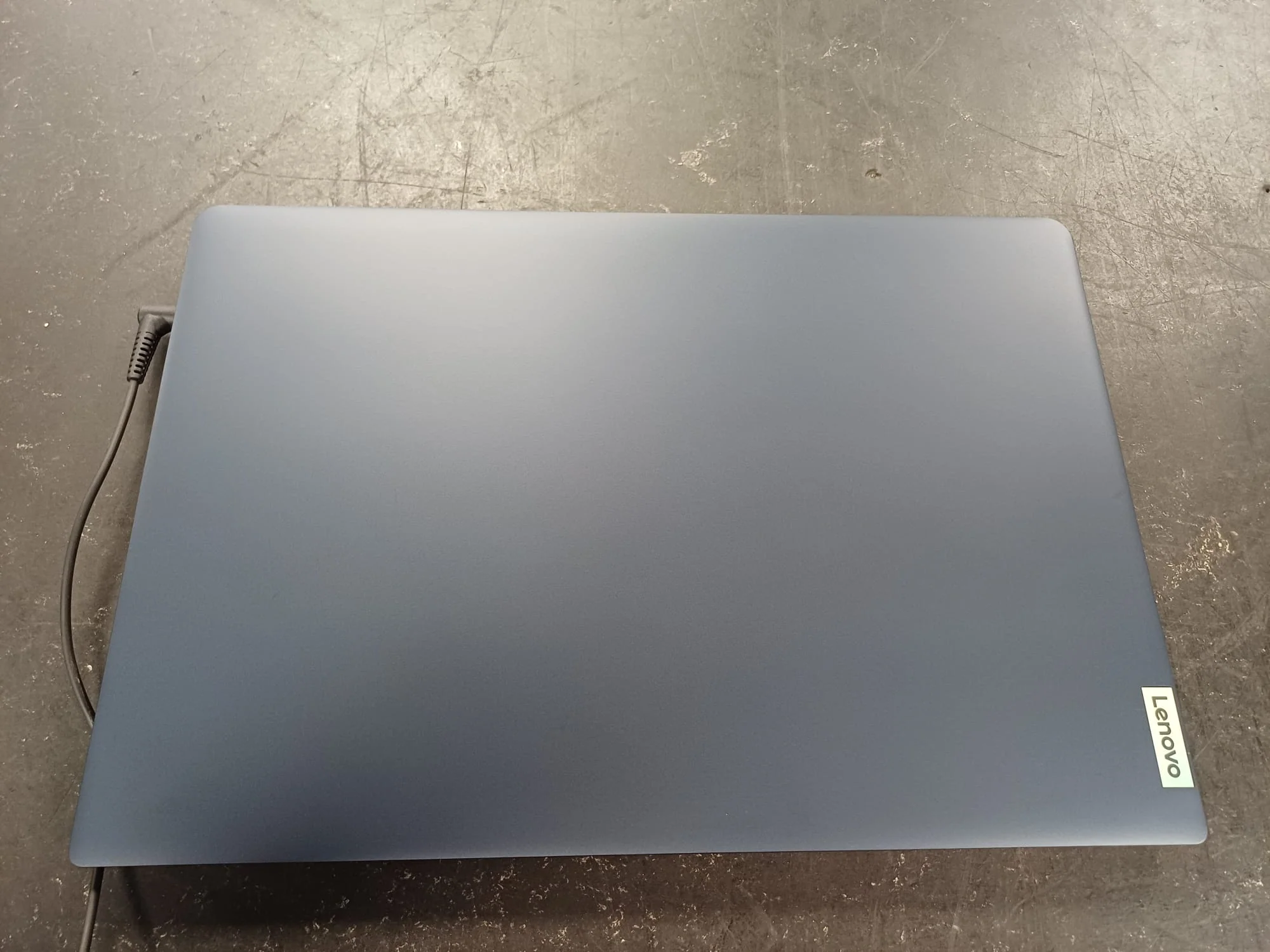 Lenovo IdeaPad 3 17" Laptop - Image 4