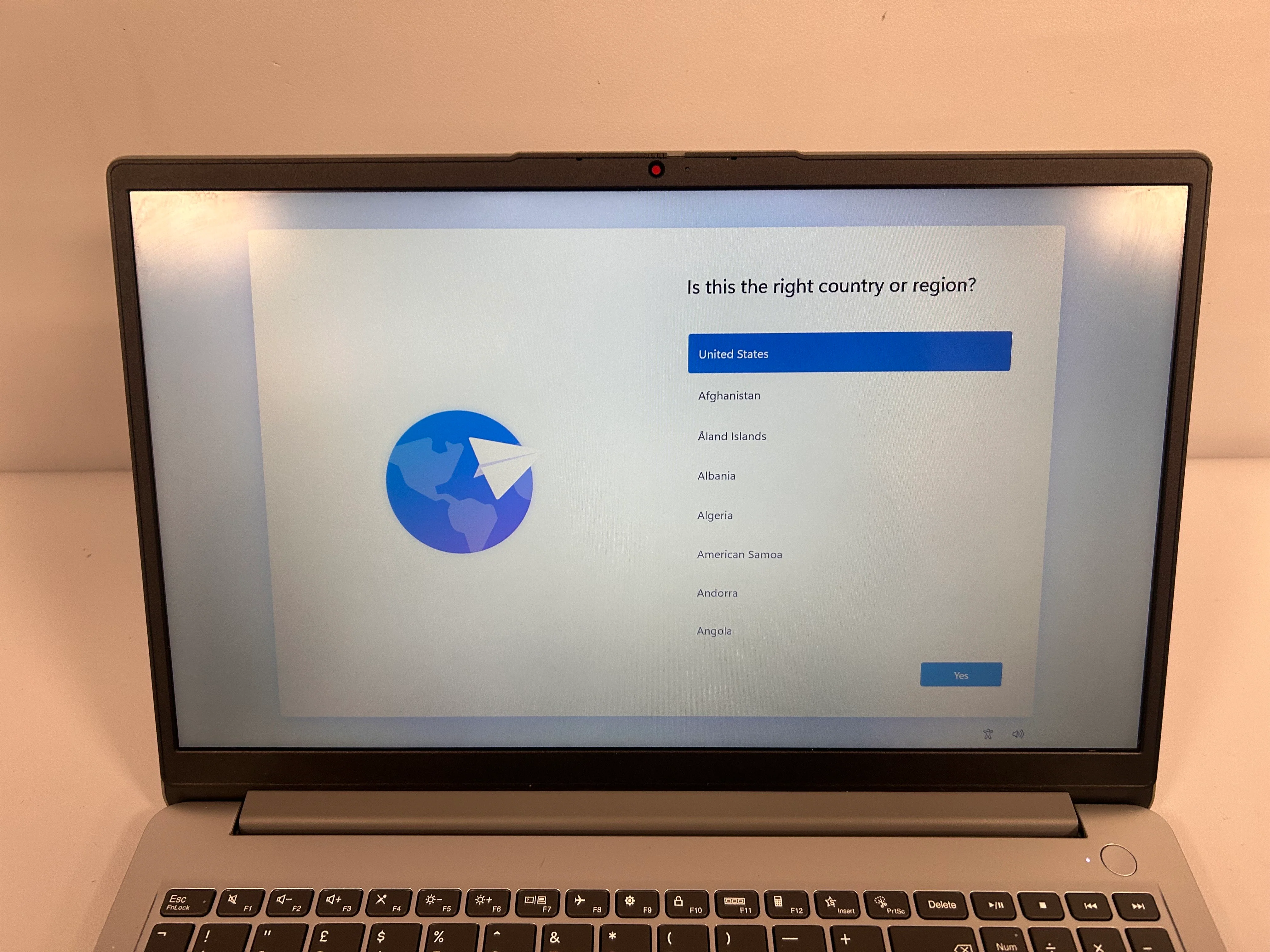 Lenovo IdeaPad Laptop - Image 4