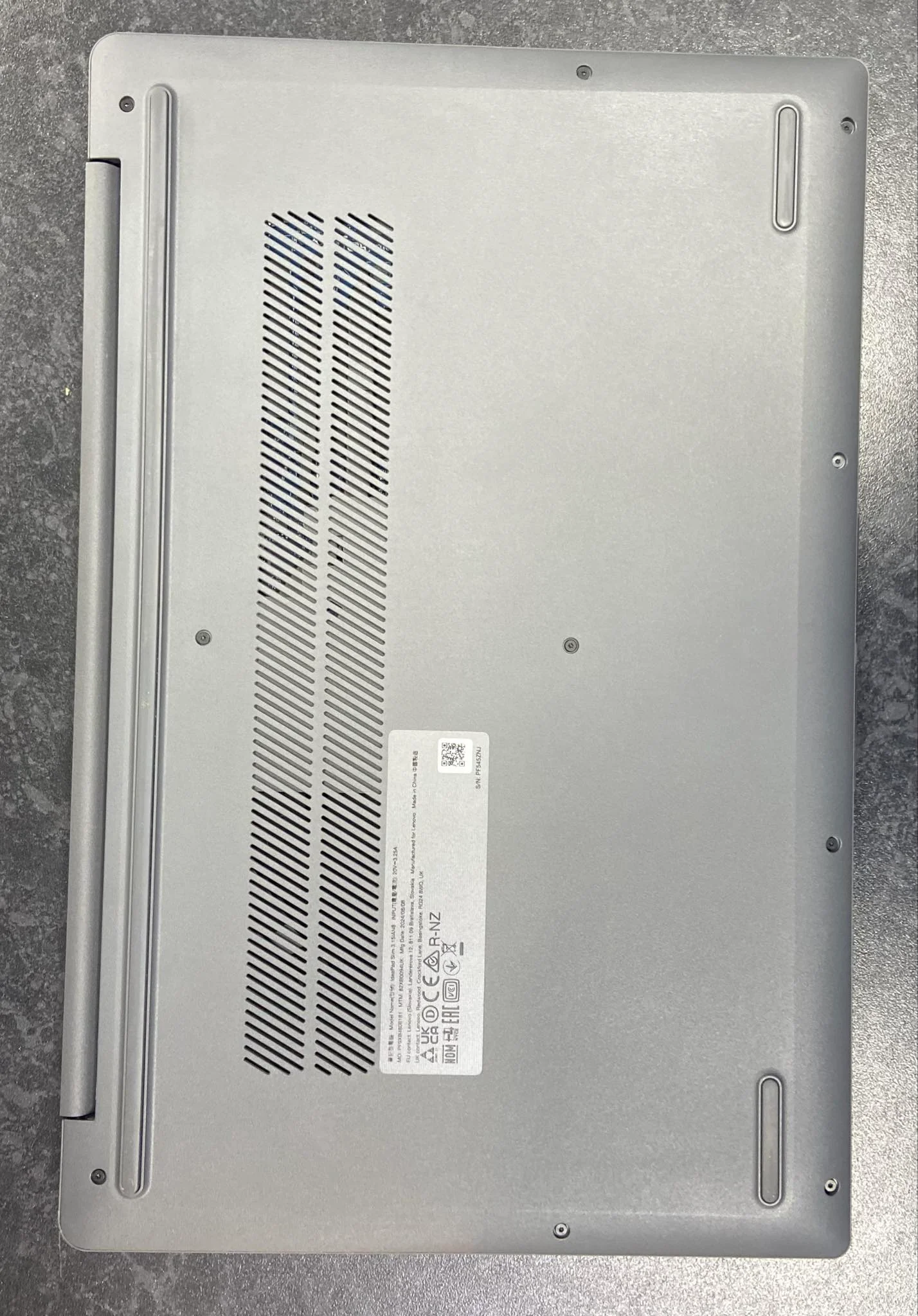 Lenovo IdeaPad Slim 3 15IAN8 15.6" Intel 8GB RAM 128GB Storage Grey - Image 4