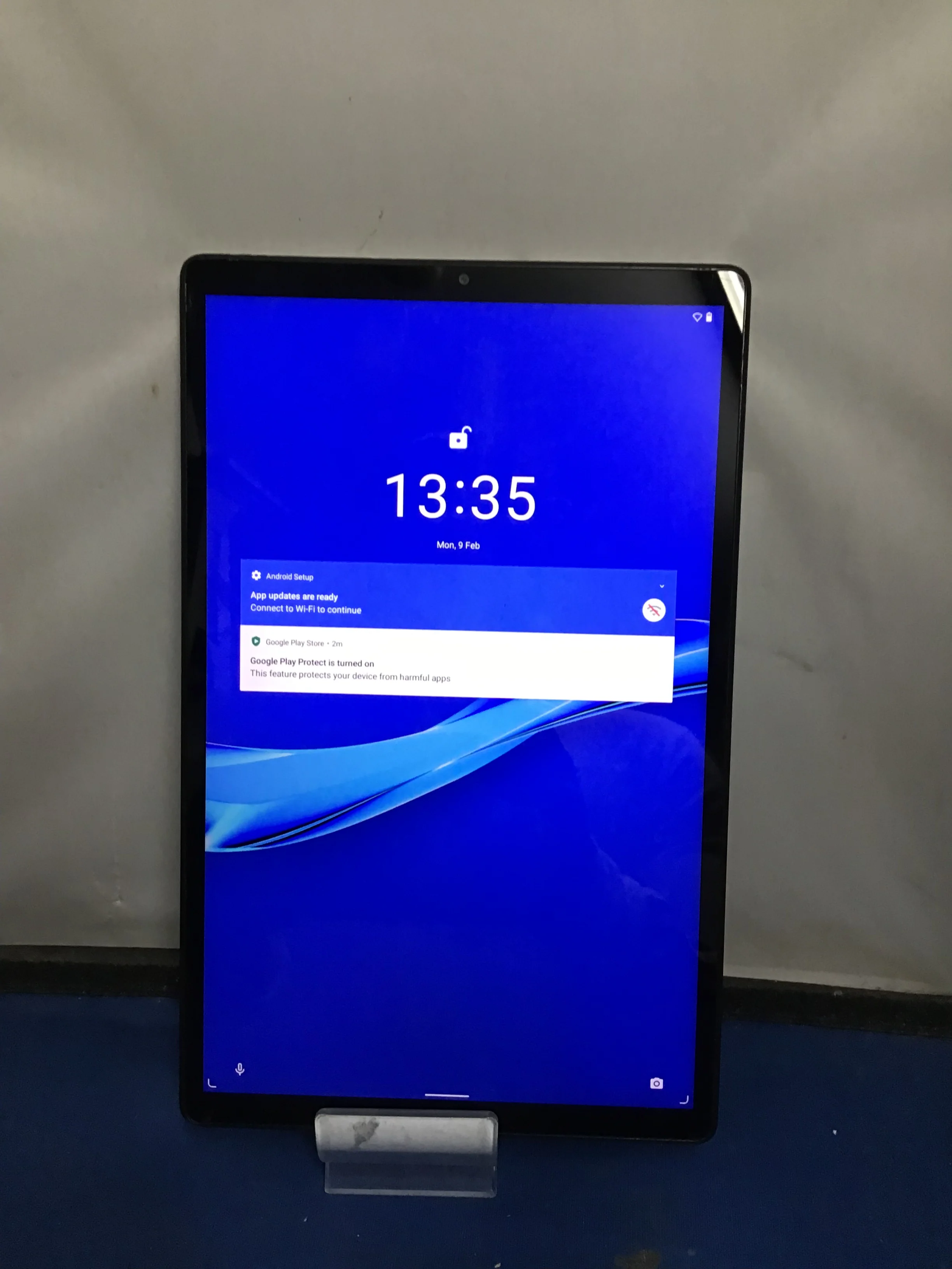 Lenovo M10