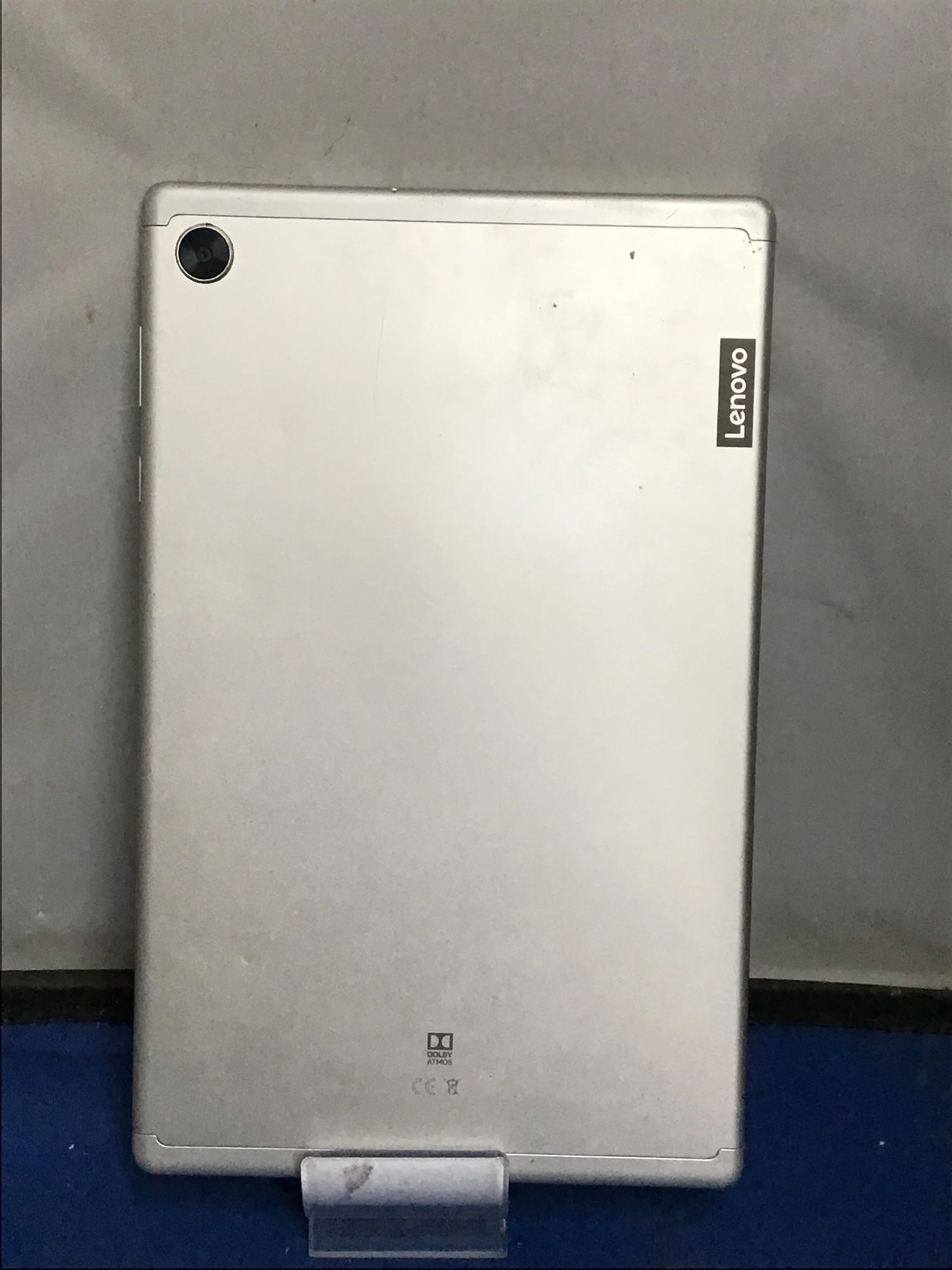 Lenovo M10 - Image 4