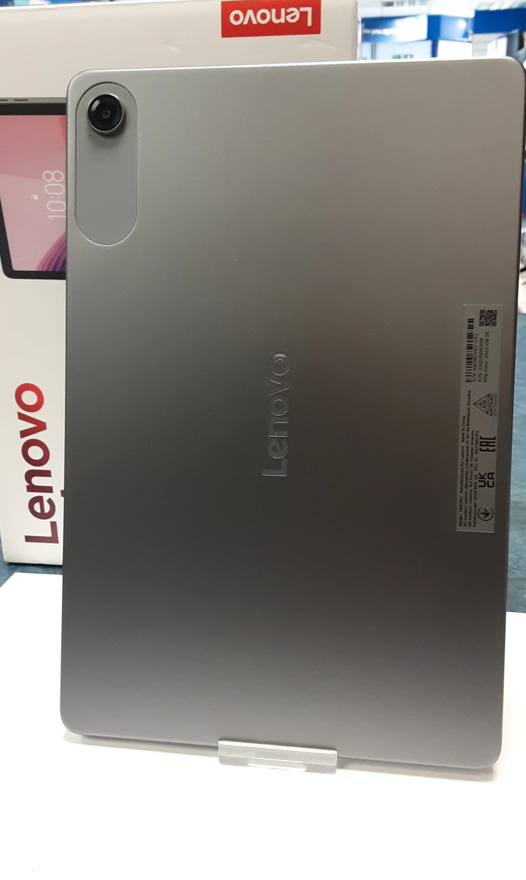 Lenovo Tab 10.1 - Image 2