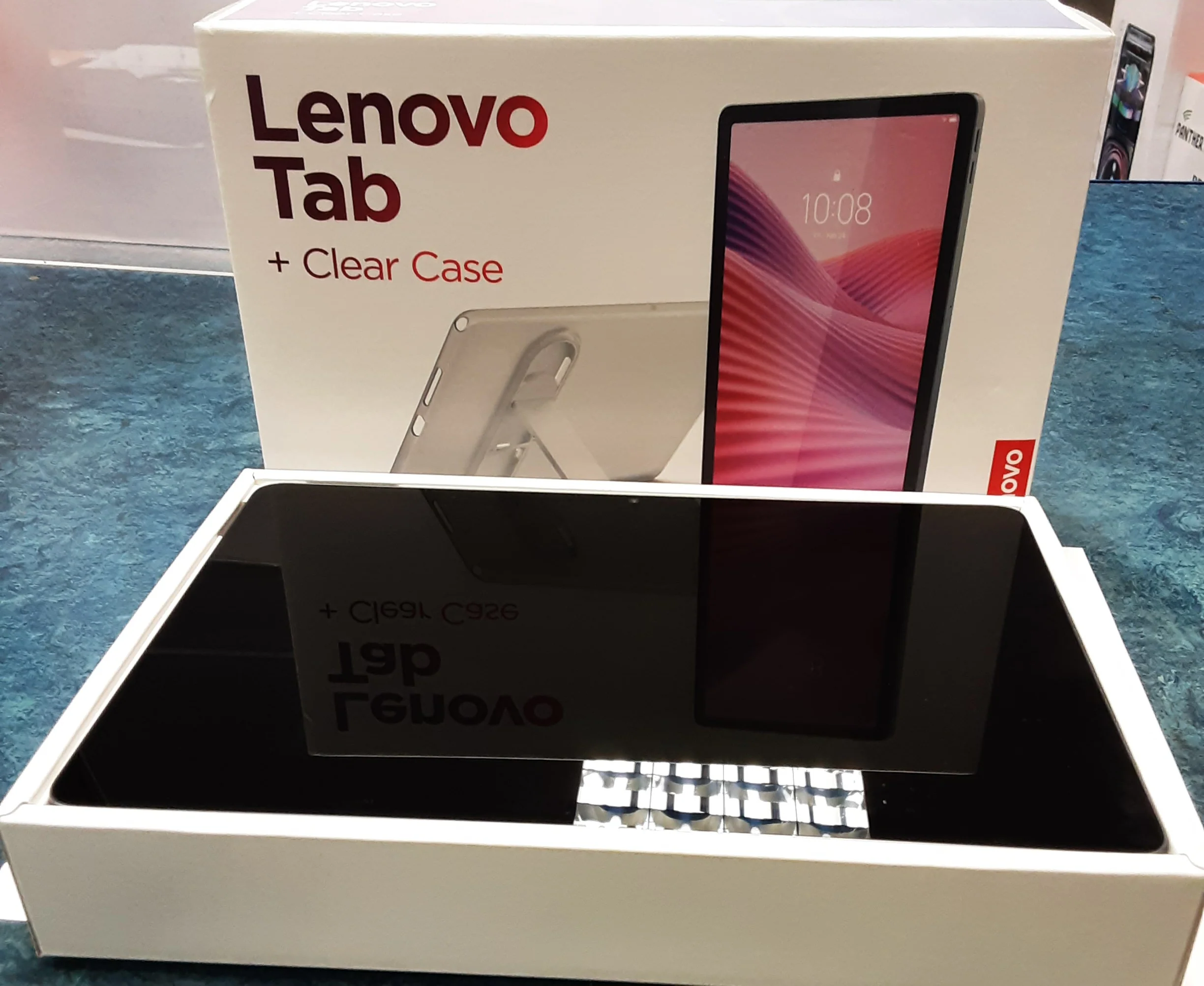 Lenovo Tab 10.1 - Image 3