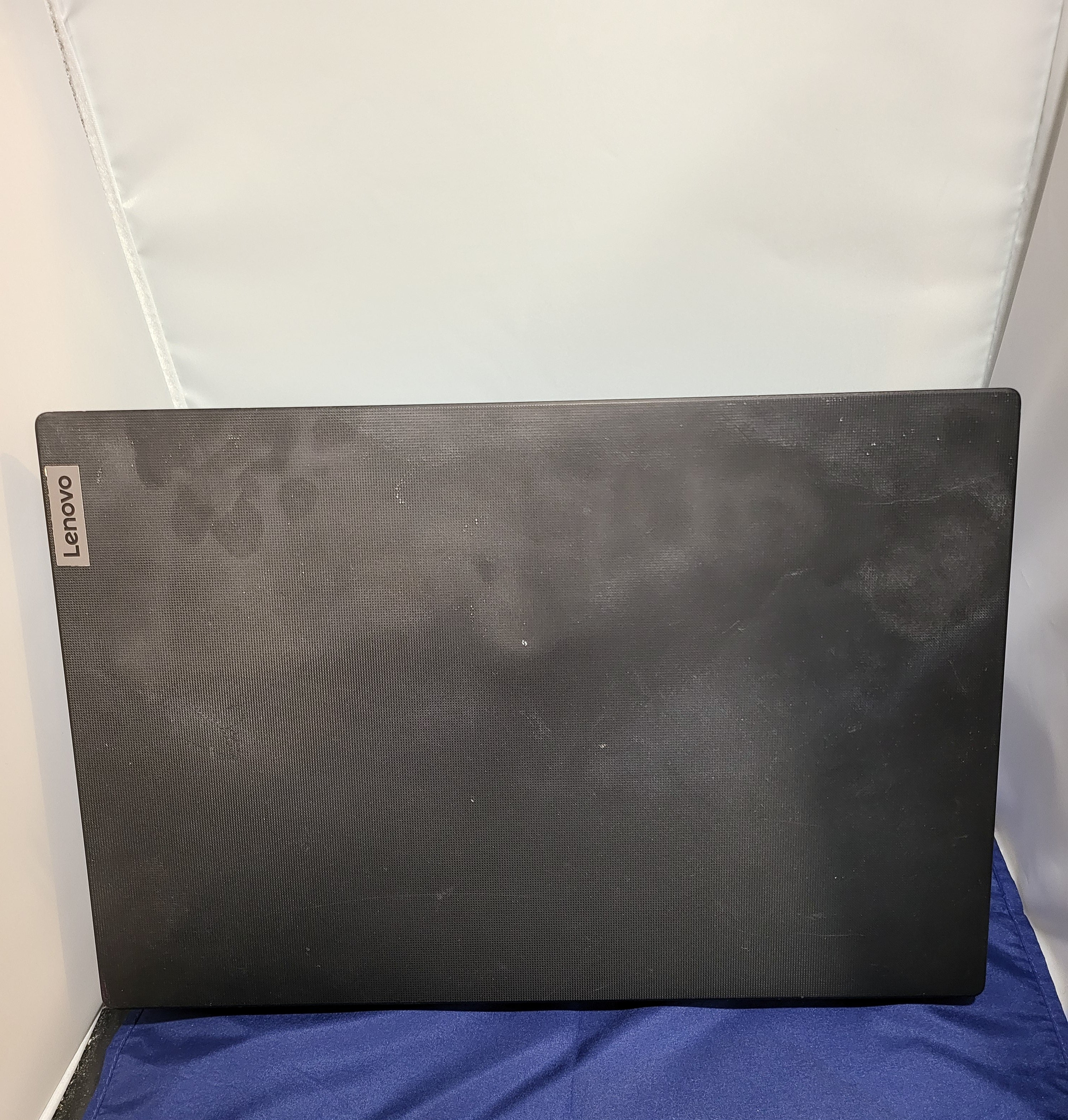 Lenovo V15 G2 ALC Ryzen 5-5500U 8GB 512GB SSD 15.6 Inch Windows 11 Laptop - Image 2
