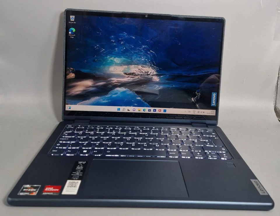 Lenovo Yoga 6 13ALC7/Ryzen 7 5700U/8GB RAM/512GB SSD/13"TS/W11/B