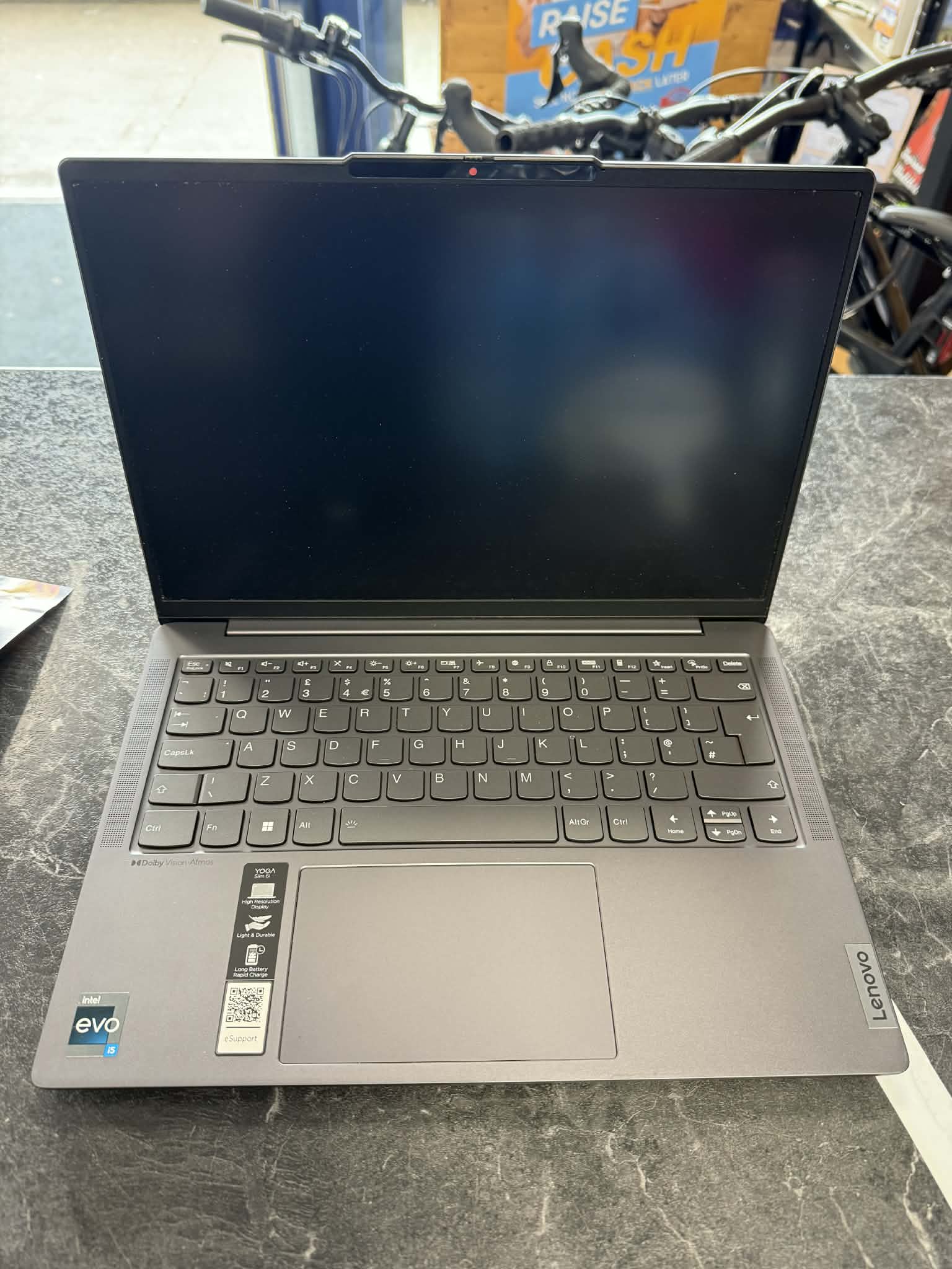 Lenovo Yoga Slim 6 14IRH8 14" Intel i5-13500H 8GB 512GB - Please read description