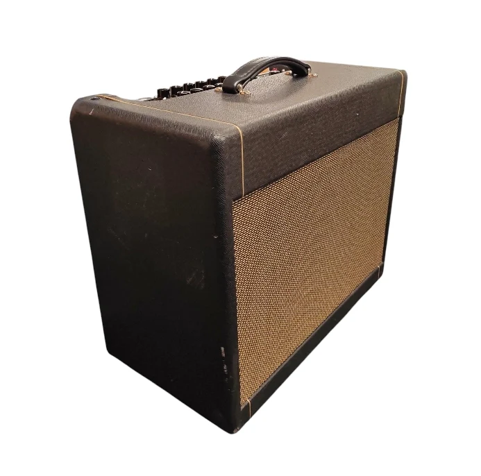 Line 6 DT25 112 200W Amp COLLECTION ONLY - Image 2