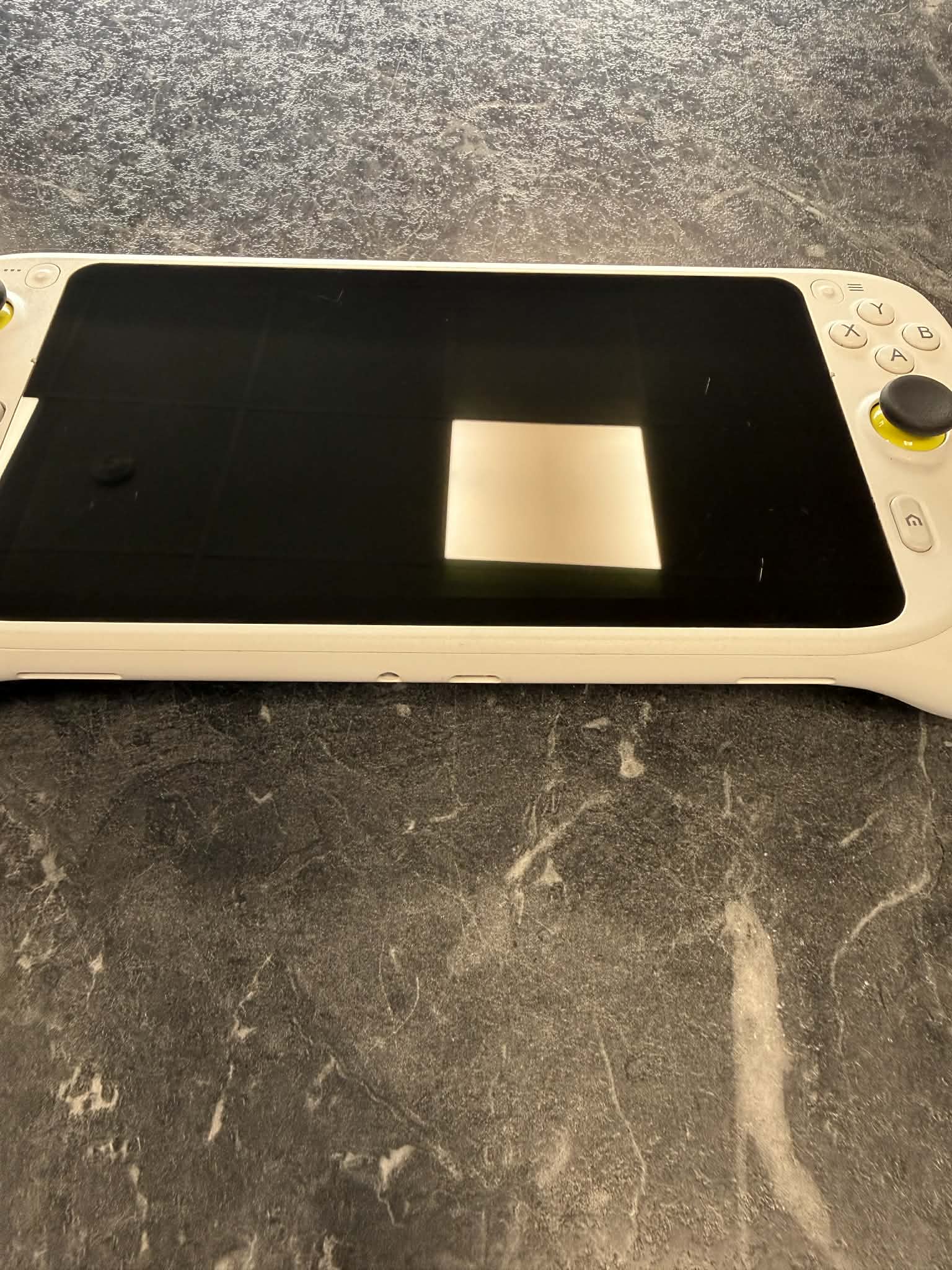 Logitech G CLOUD 64GB Gaming Handheld Console - White - Image 3