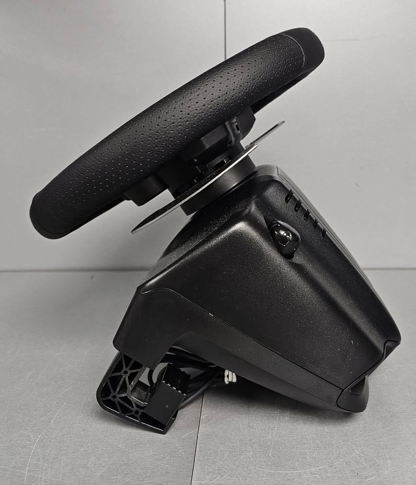 Logitech G29 SE Driving Force Racing Wheel and Pedals and Gear Shifter for PS3/4/5 AND PC - Image 3