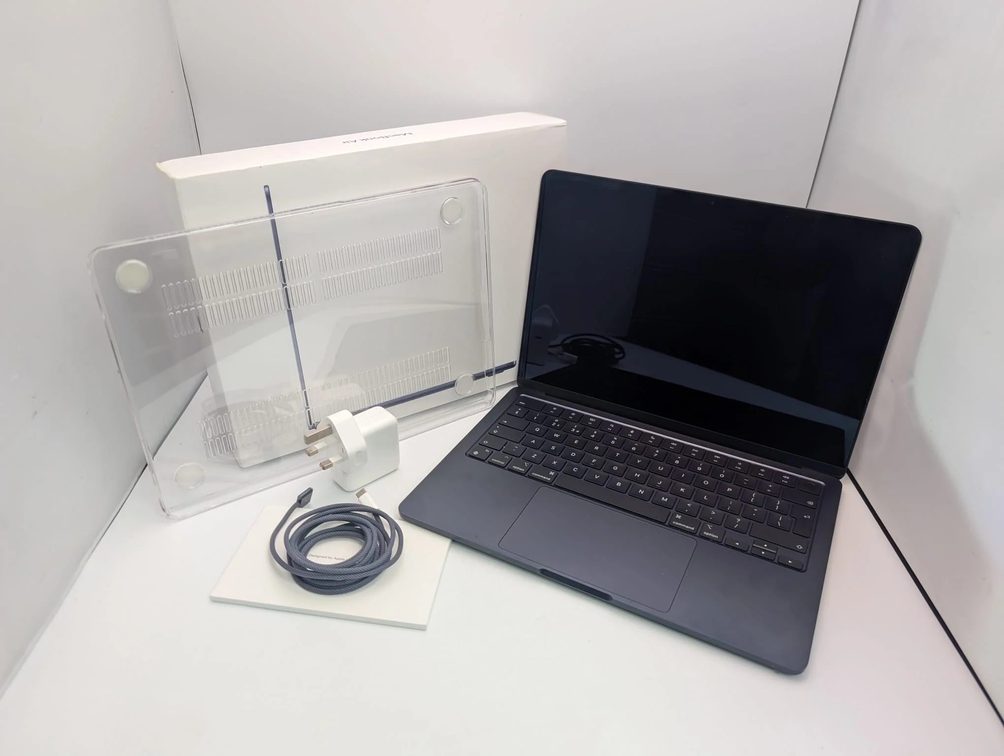 MacBook Air 14,2/M2 (8-CPU 8-GPU)/8GB Ram/256GB SSD/13"/Midnight/B