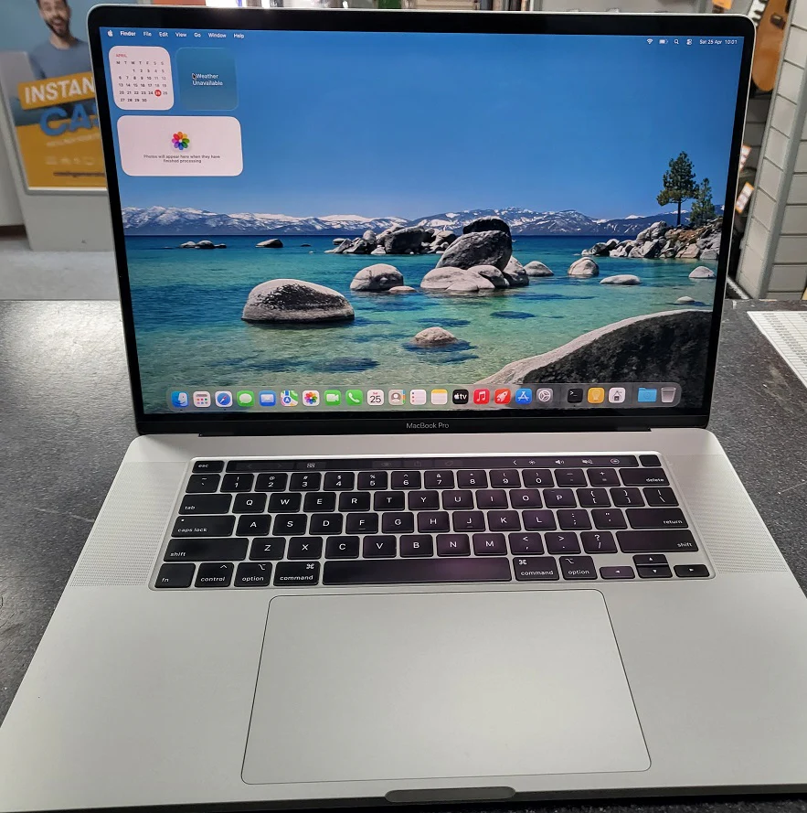 MacBook Pro 16,1 - i9-9980HK - 64GB -1TB SSD - 5500M 8GB - 16" - Space Grey