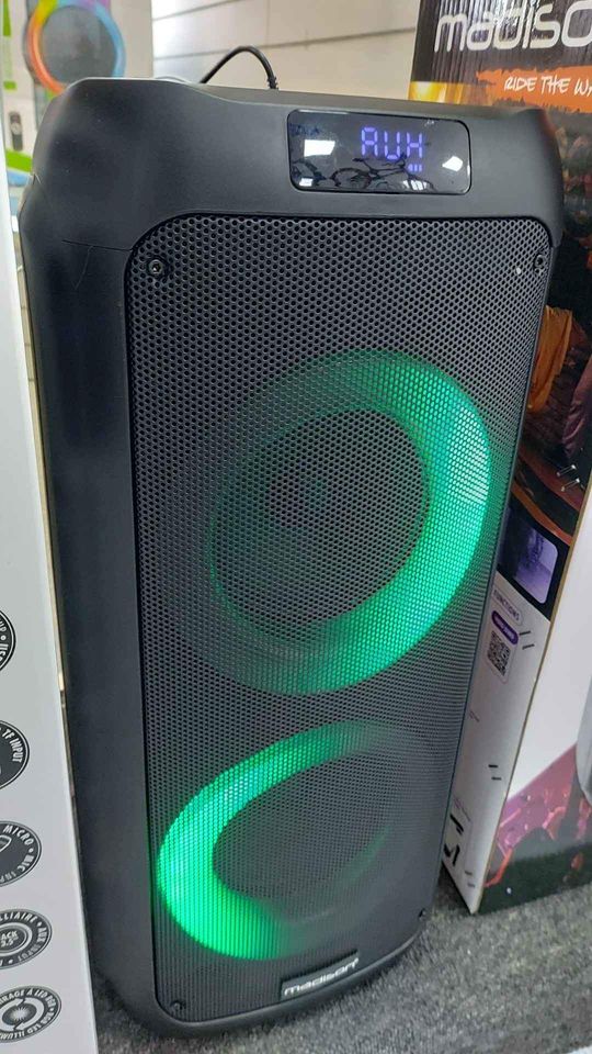 Madison MAD-ASTRAL300 300W Portable High Power Party Speaker (BT, USB, AUX) *BRAND NEW* - Image 4