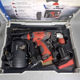 Mafell A10M Cordless Drill Driver with box, 2 batteries, charger and angled chuck (missing 1 chuck)