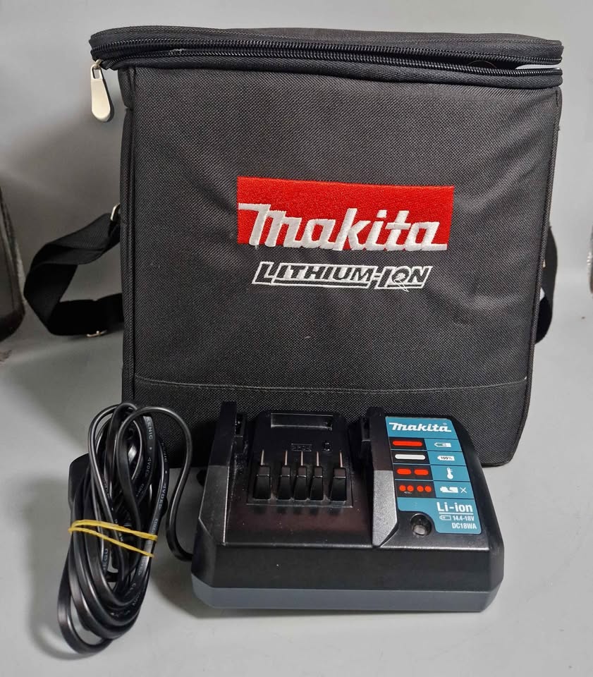 Makita 18V 2 x 2 Li-ion Cordless Combi drill & impact driver with carry Bag - Image 4