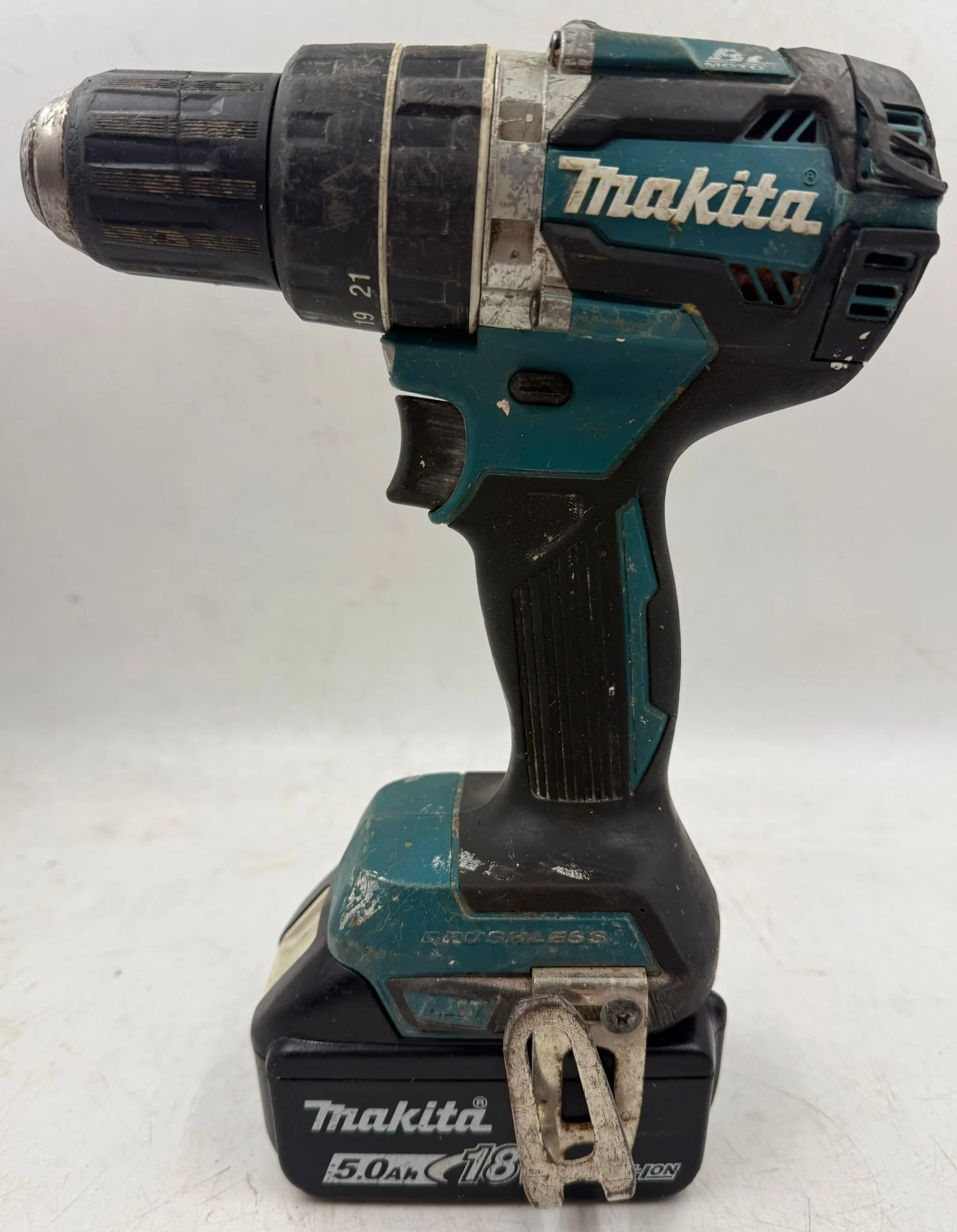MAkita DHP484Z Cordless Impact Drill - Image 2