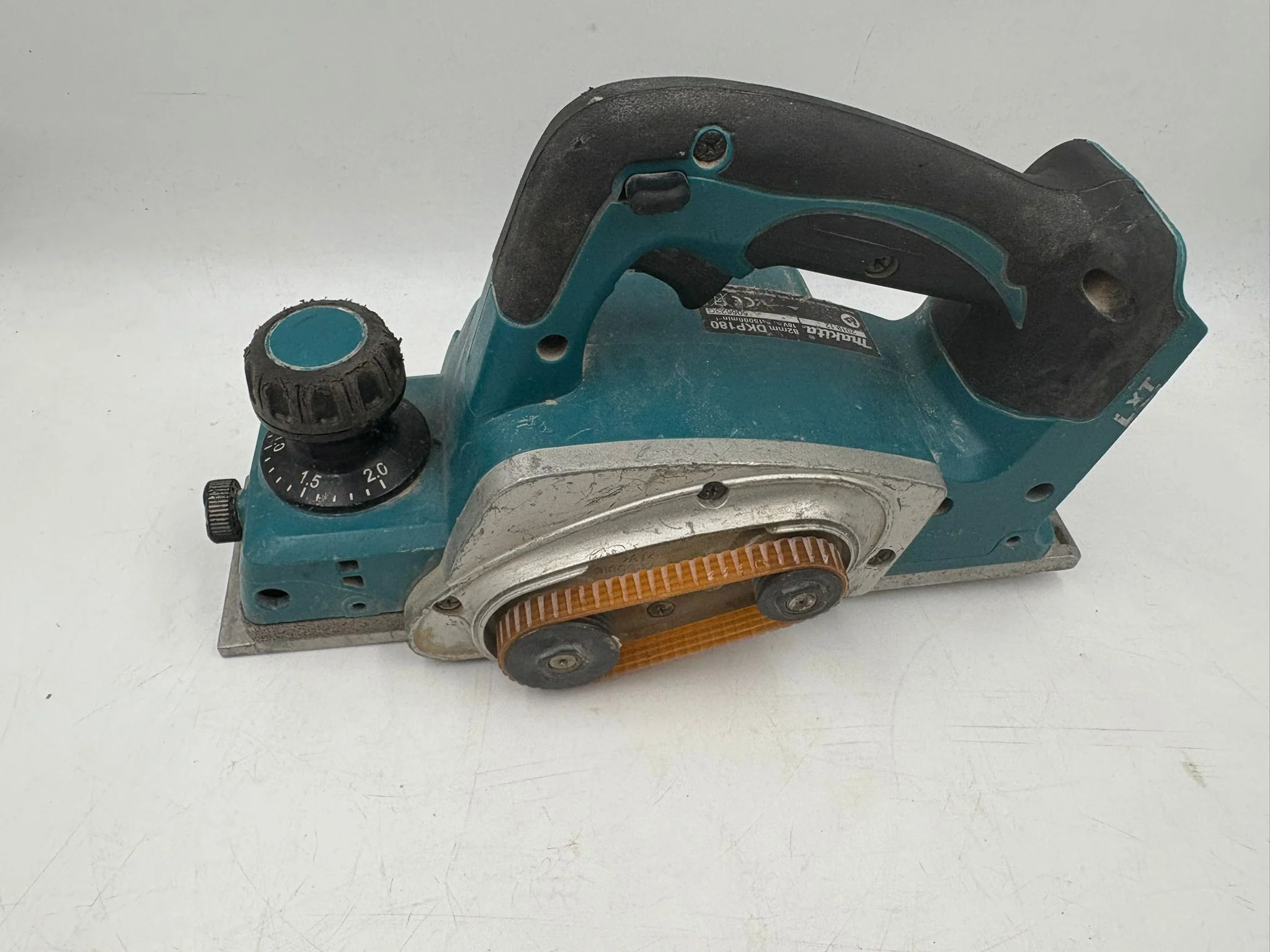 Makita DKP180Z 18V LXT Planer - Image 3