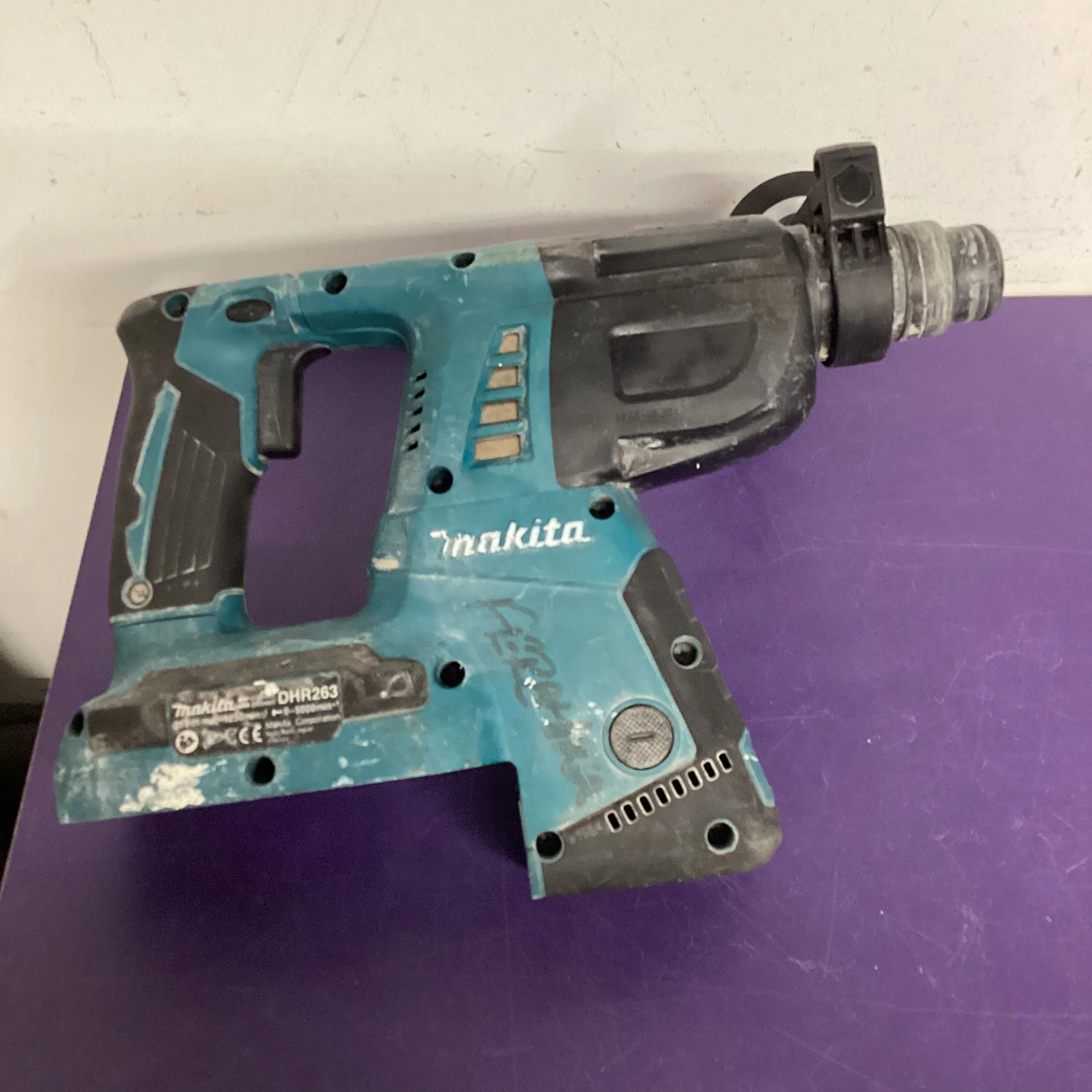 Makita SDS+ Rotary Hammer (Body Only) - Image 2