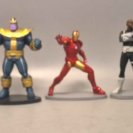 ***SALE*** Marvel figures Hulk, Iron Man, Ant man, Loki, Dr Strange ECT 20 FIGUIRS IN TOTAL - Image 4