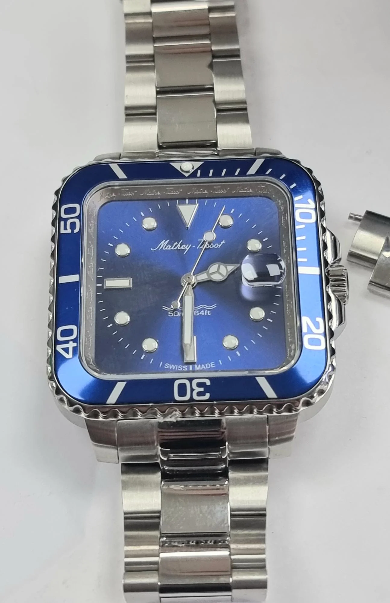 Mathey Tissot square quartz watch - Image 3