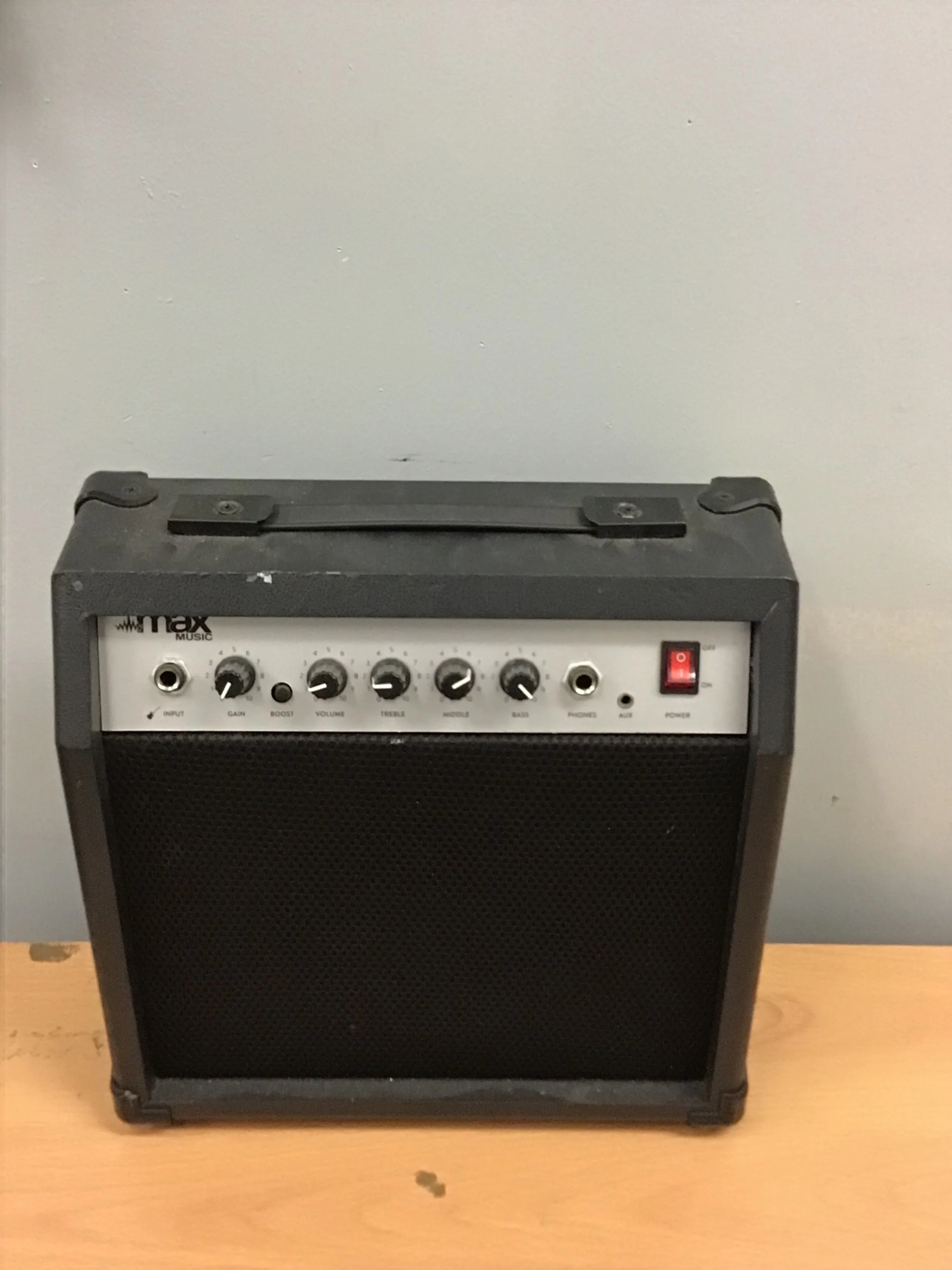 Max Music Amp