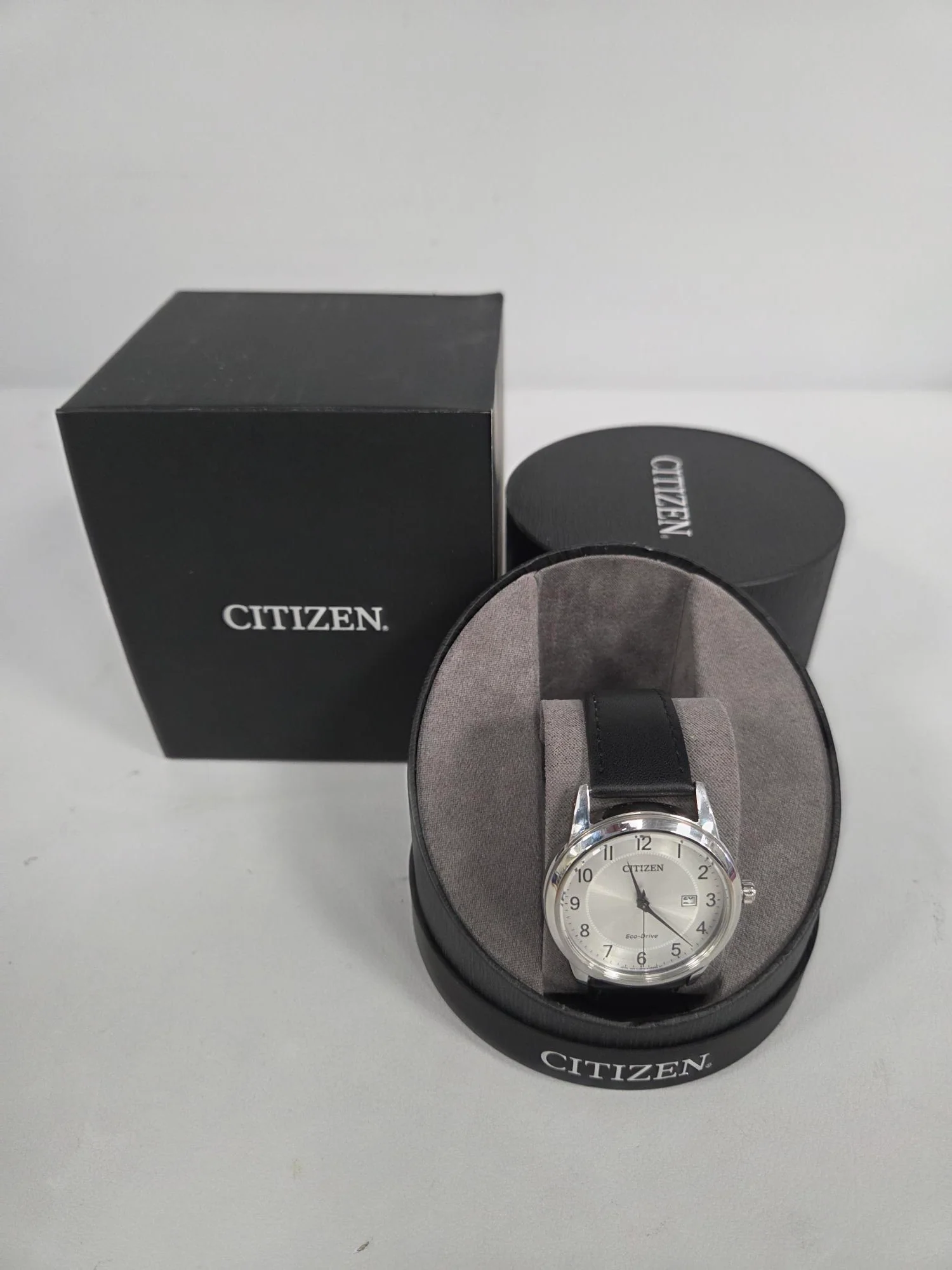 Mens Citizen Eco-drive Watch J810-s095662 With Date