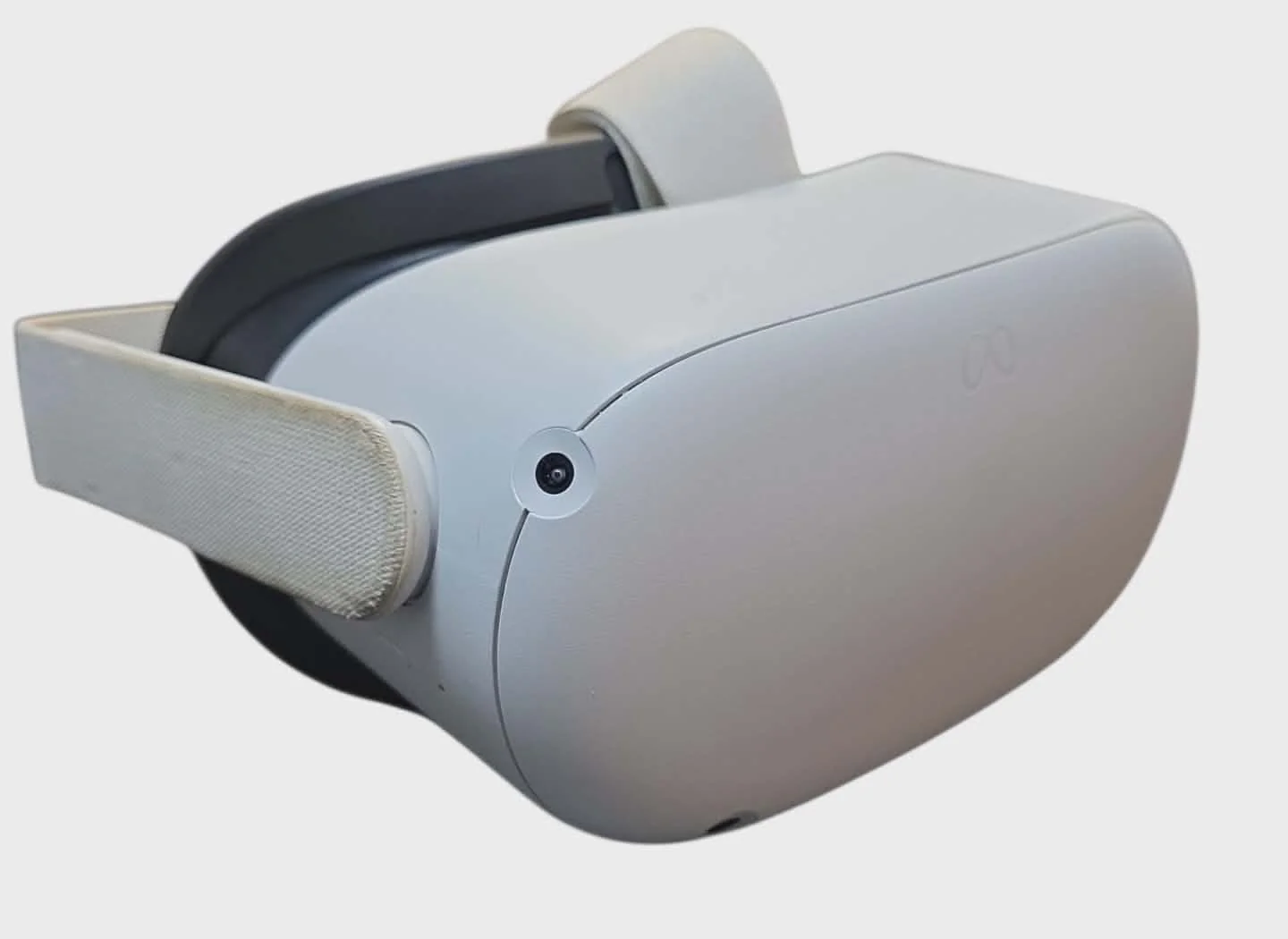 Meta Oculus Quest 2 All-in-One VR Headset - Image 2