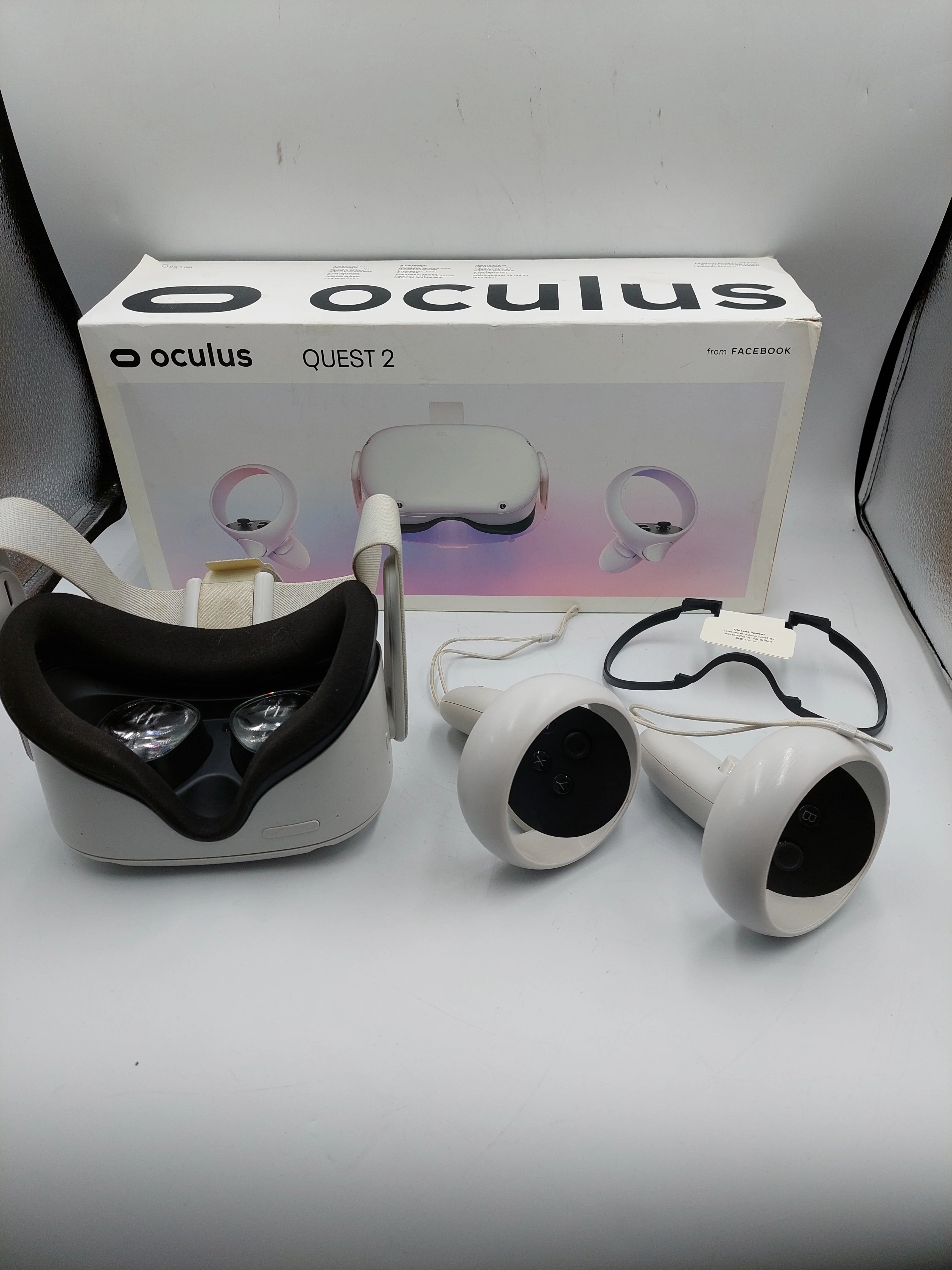 Meta/Oculus Quest 2 VR Headset With Controllers 128GB Boxed - Image 3