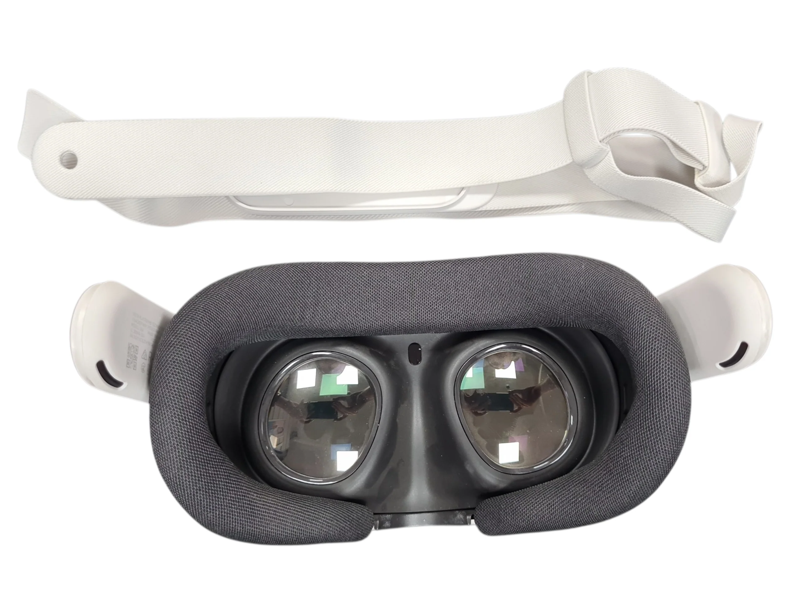 Meta Quest 3 Virtual Reality Headset, 512GB, Boxed With Controllers And Head Strap, White - Image 4
