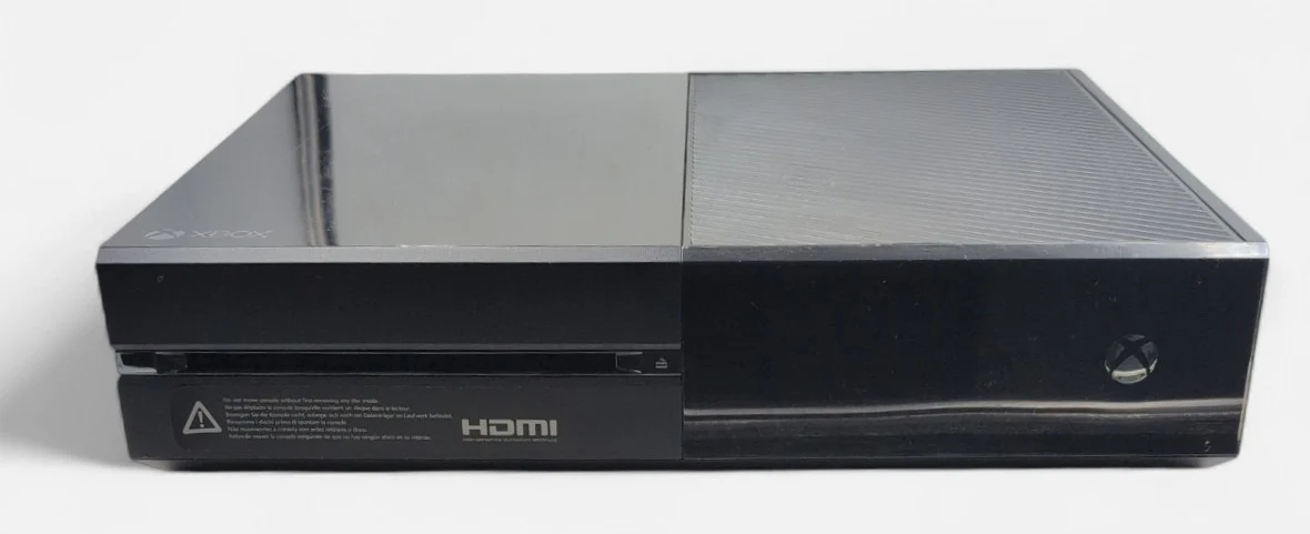 Microsoft Xbox One Original Black with Two Wireless Controllers and Kinect Camera - Image 2