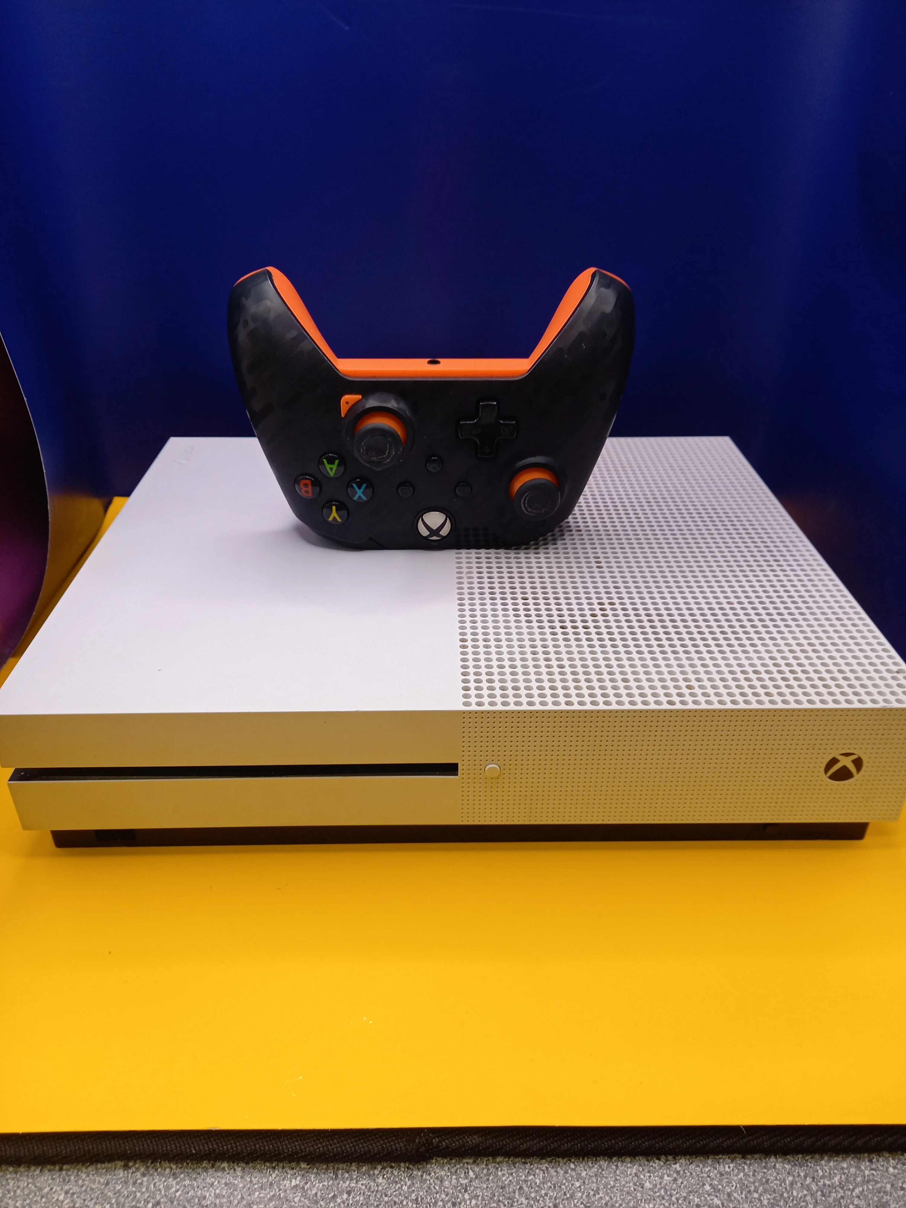Microsoft Xbox One S Console - Image 3
