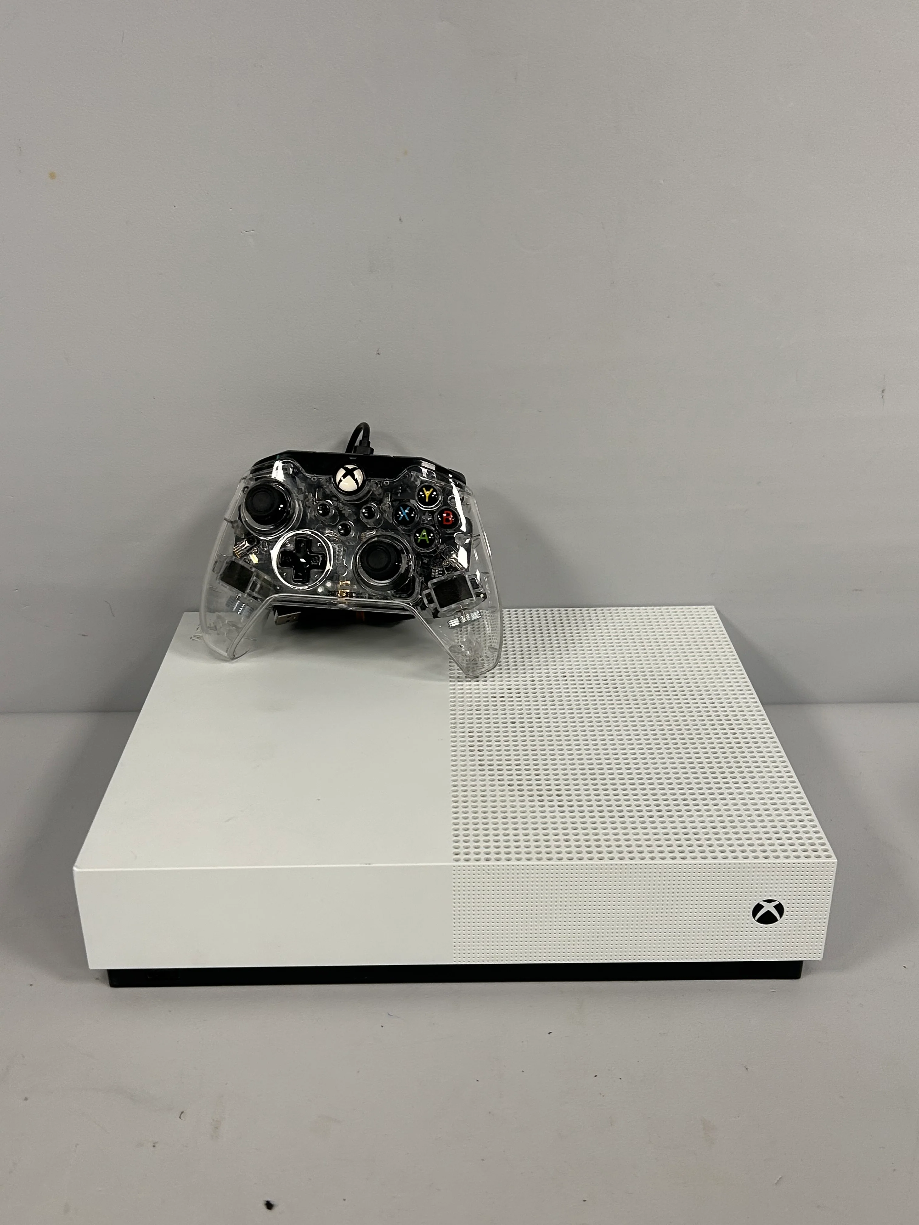 Microsoft Xbox One S Console Digital Edition - Image 2
